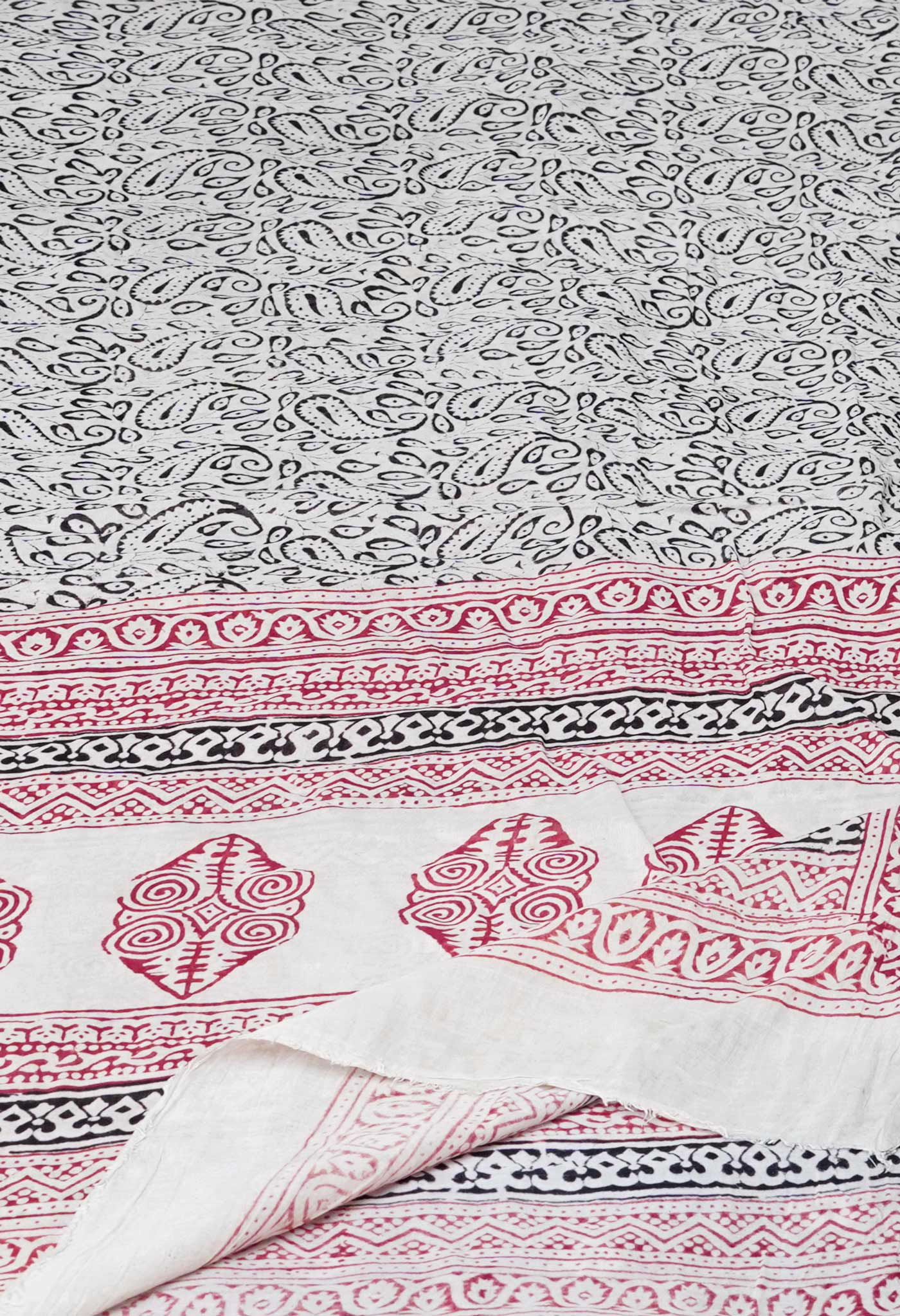 Half White Pure Superfine Mulmul Cotton Bagh Printed Dupatta –UDS5035