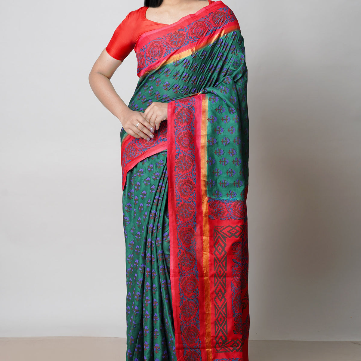 Uniqe Multi Colored soft silk Printed Designer sarees _SF117 at Rs