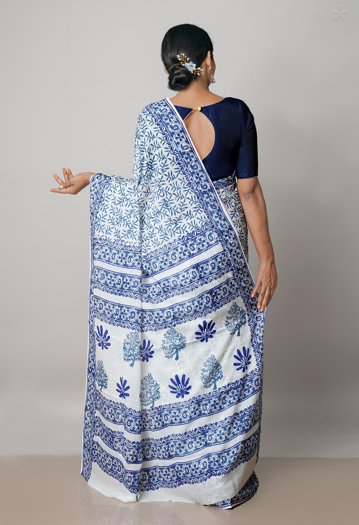 White Pure Block Printed  Superfine Mulmul Cotton Saree With Kalamkari Blouse Piece-UNM72934