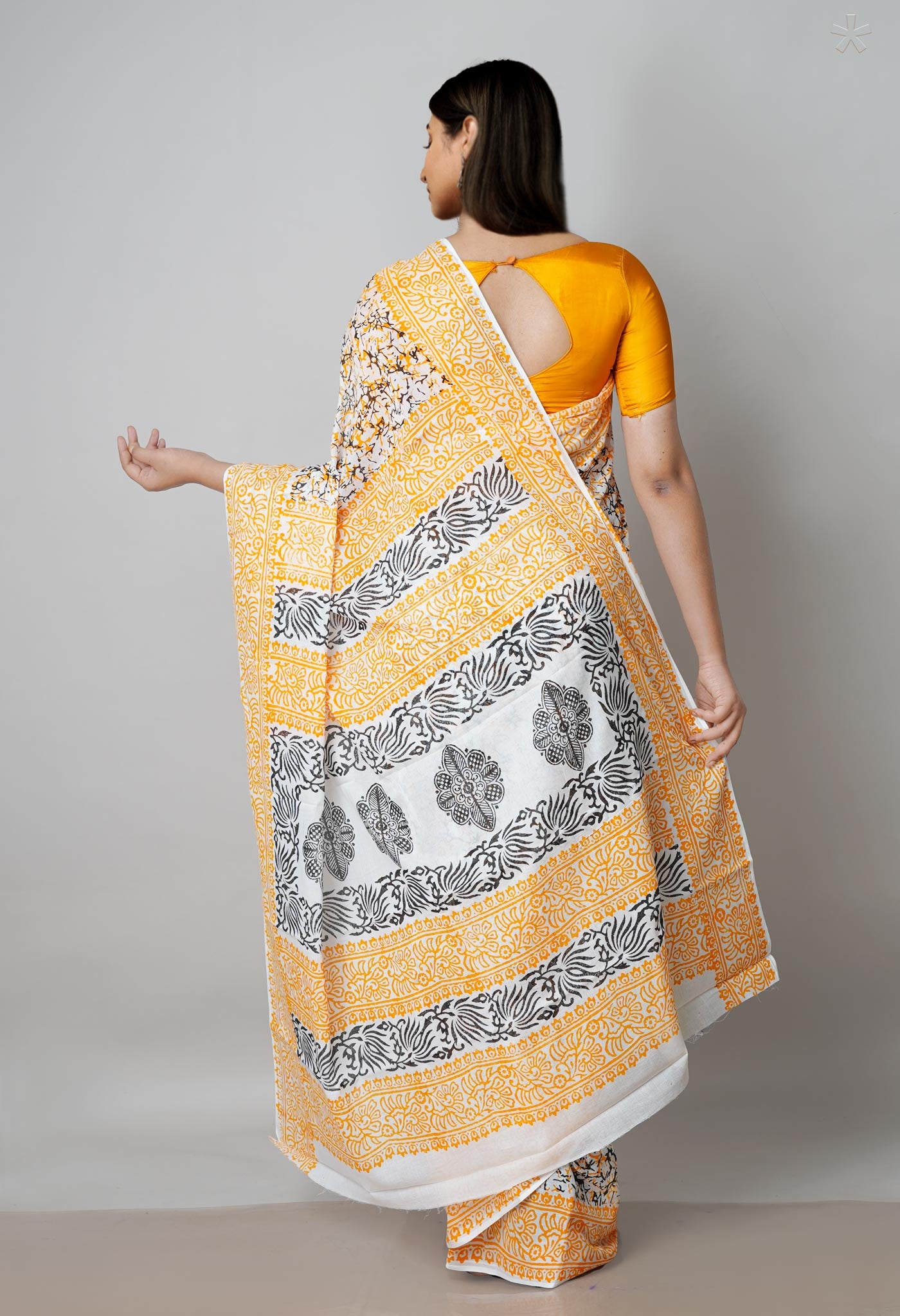 White Pure Block Printed Soft Cotton Saree With Kalamkari Blouse Piece