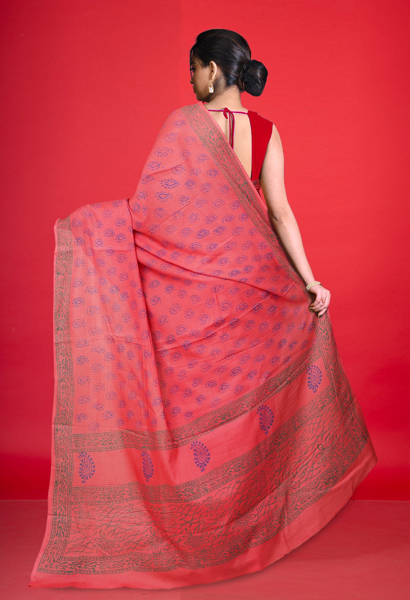 Pink Pure  Block Printed Soft Cotton Saree-UNM78470