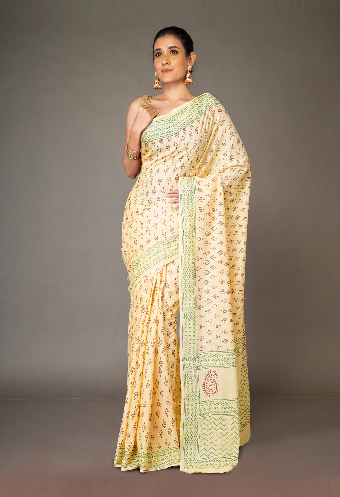 Cream Pure  Block Printed Soft Cotton Saree-UNM78485