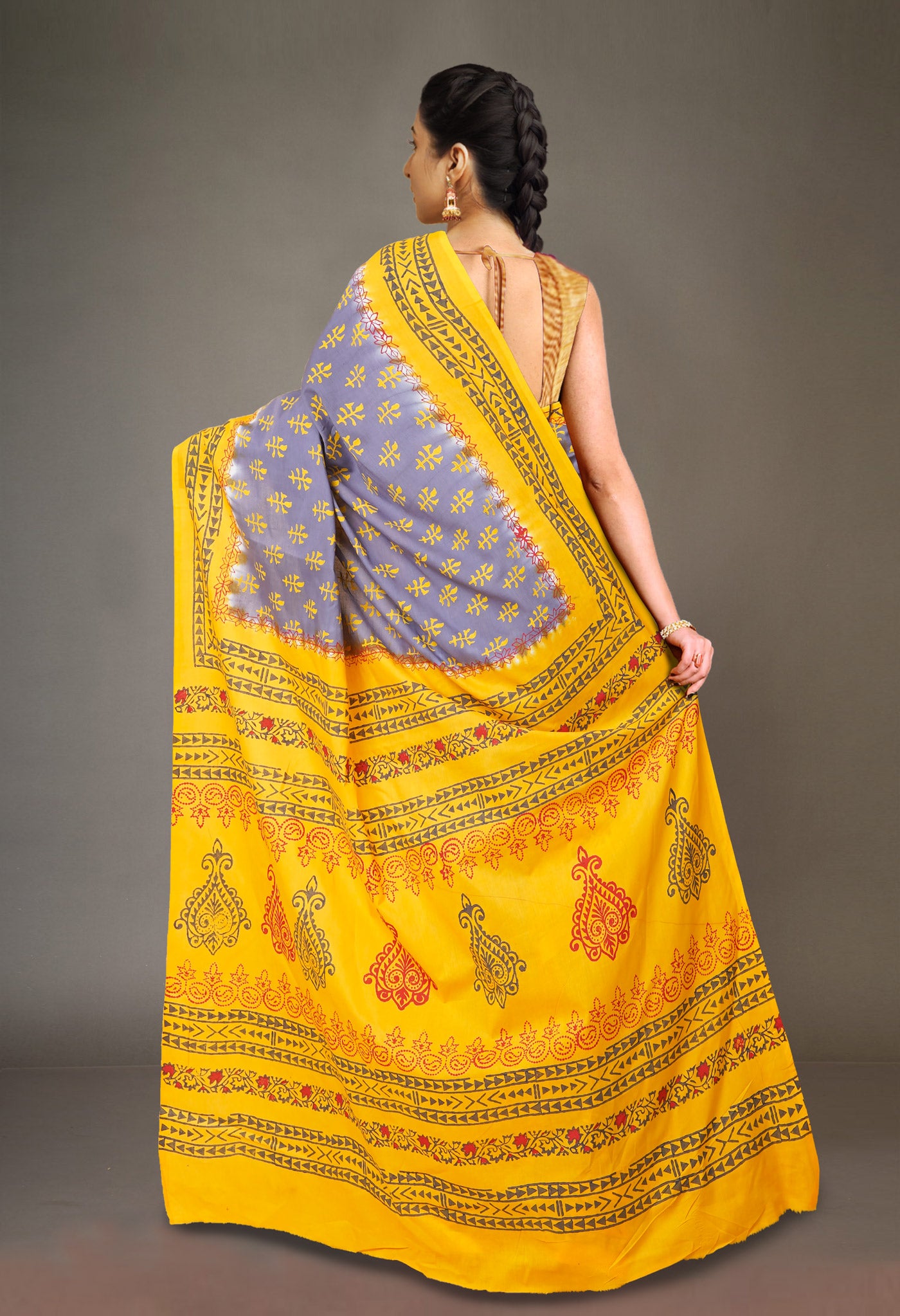 Grey Pure Hand Block Printed Soft Cotton Saree-UNM79193