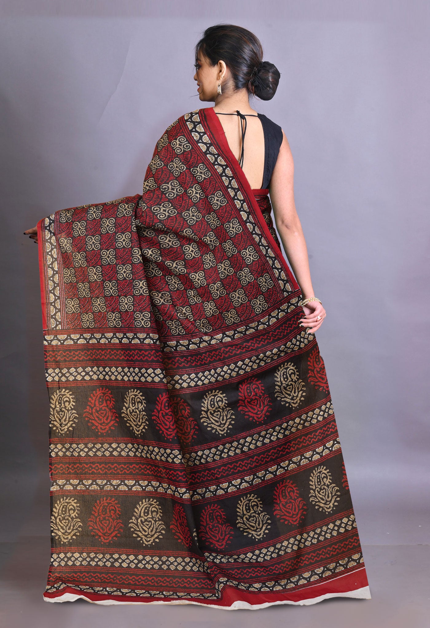 Black-Red Pure Hand Block Printed Soft Cotton Saree-UNM79334