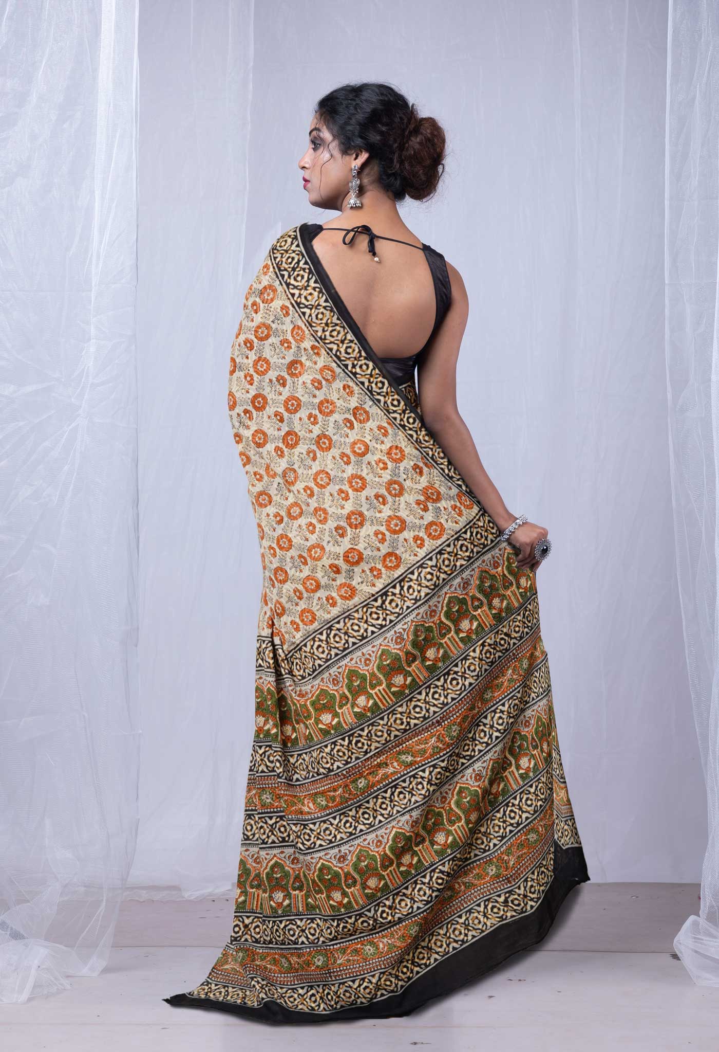 Grey Pure Bagru Printed Soft Cotton Saree-UNM79481