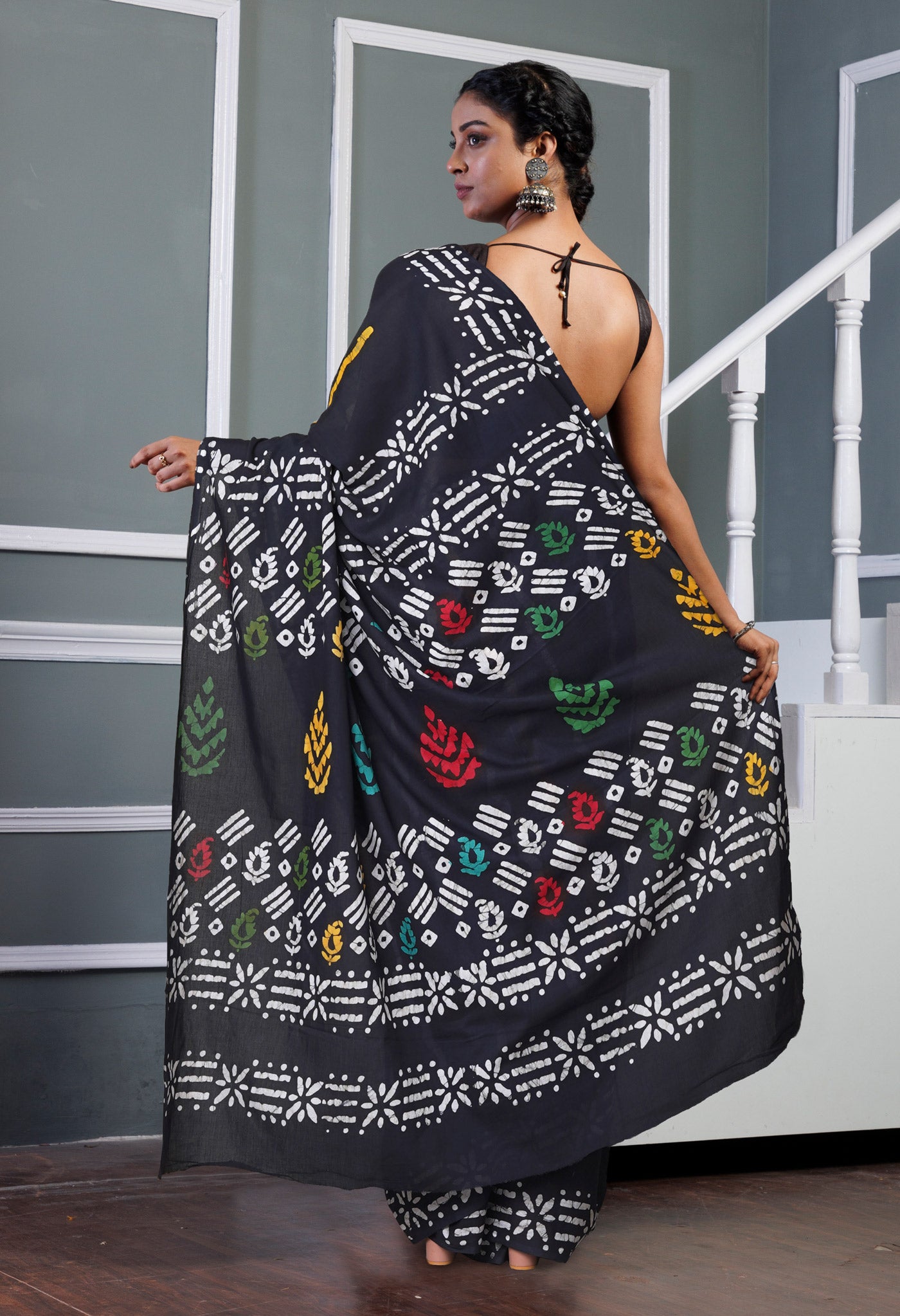 Black Pure  Wax Batik Printed Soft Cotton Saree-UNM80580