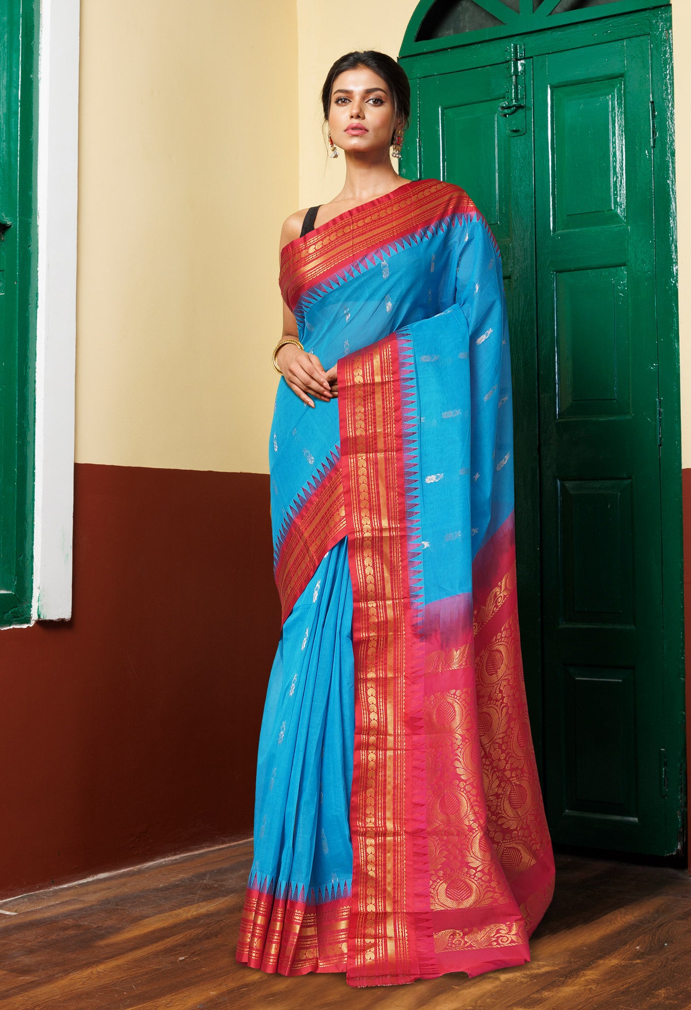 Blue-Red Pure Handloom Gadwal Cotton Saree-UNM80612