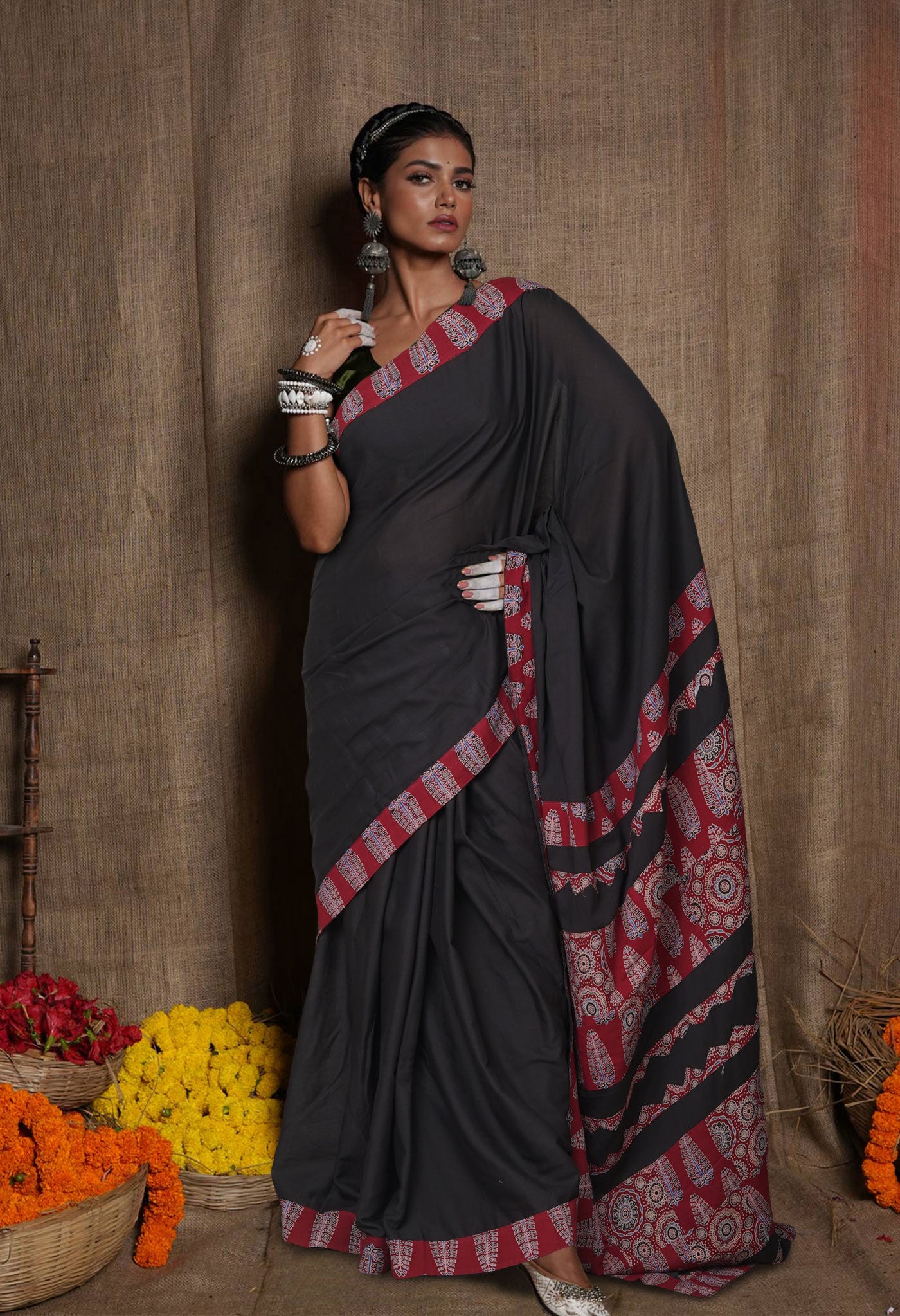 Black Pure Applique Work Mulmul Cotton Saree-UNM80749