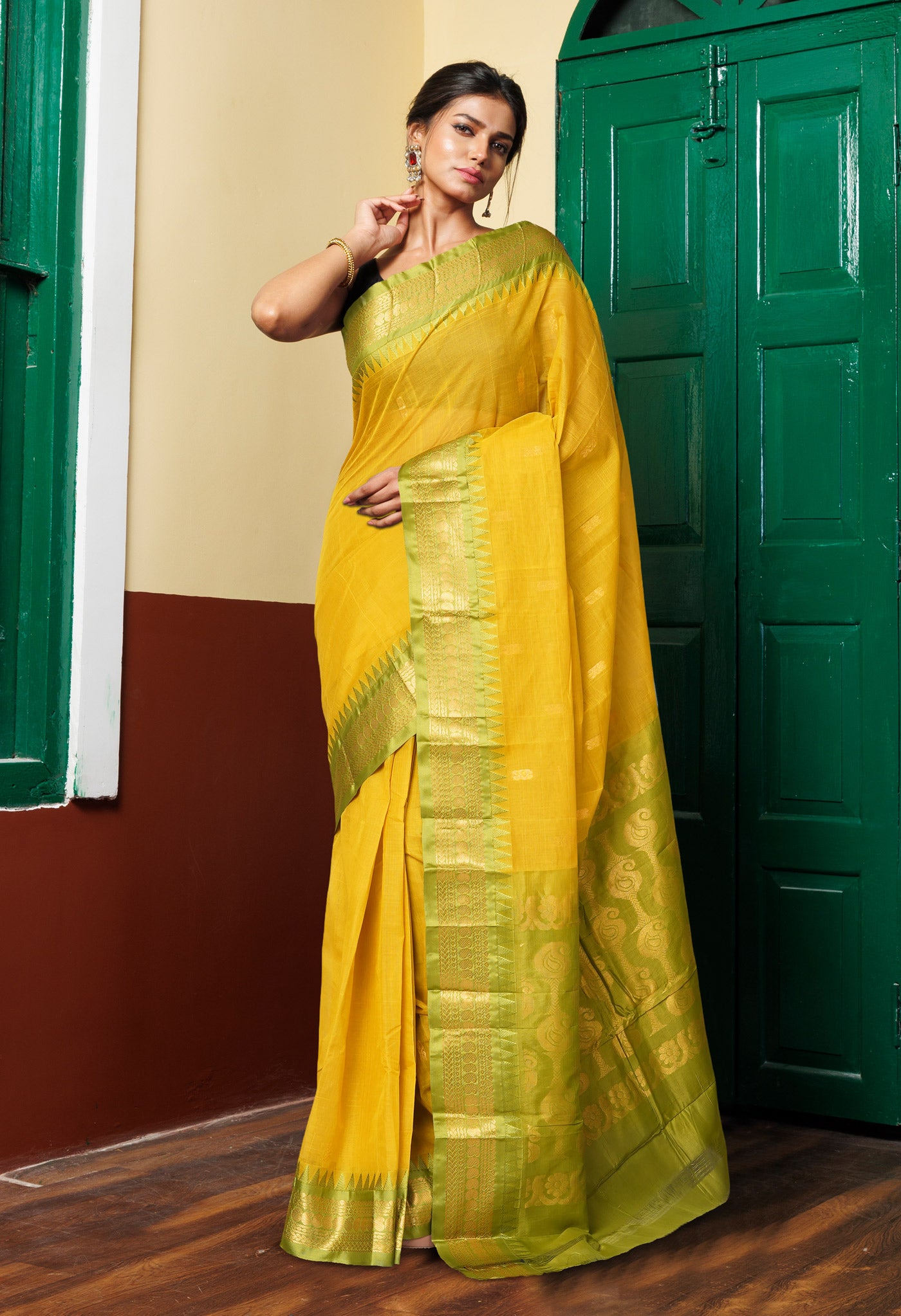 Yellow-Green Pure Handloom Gadwal Cotton Saree-UNM80786