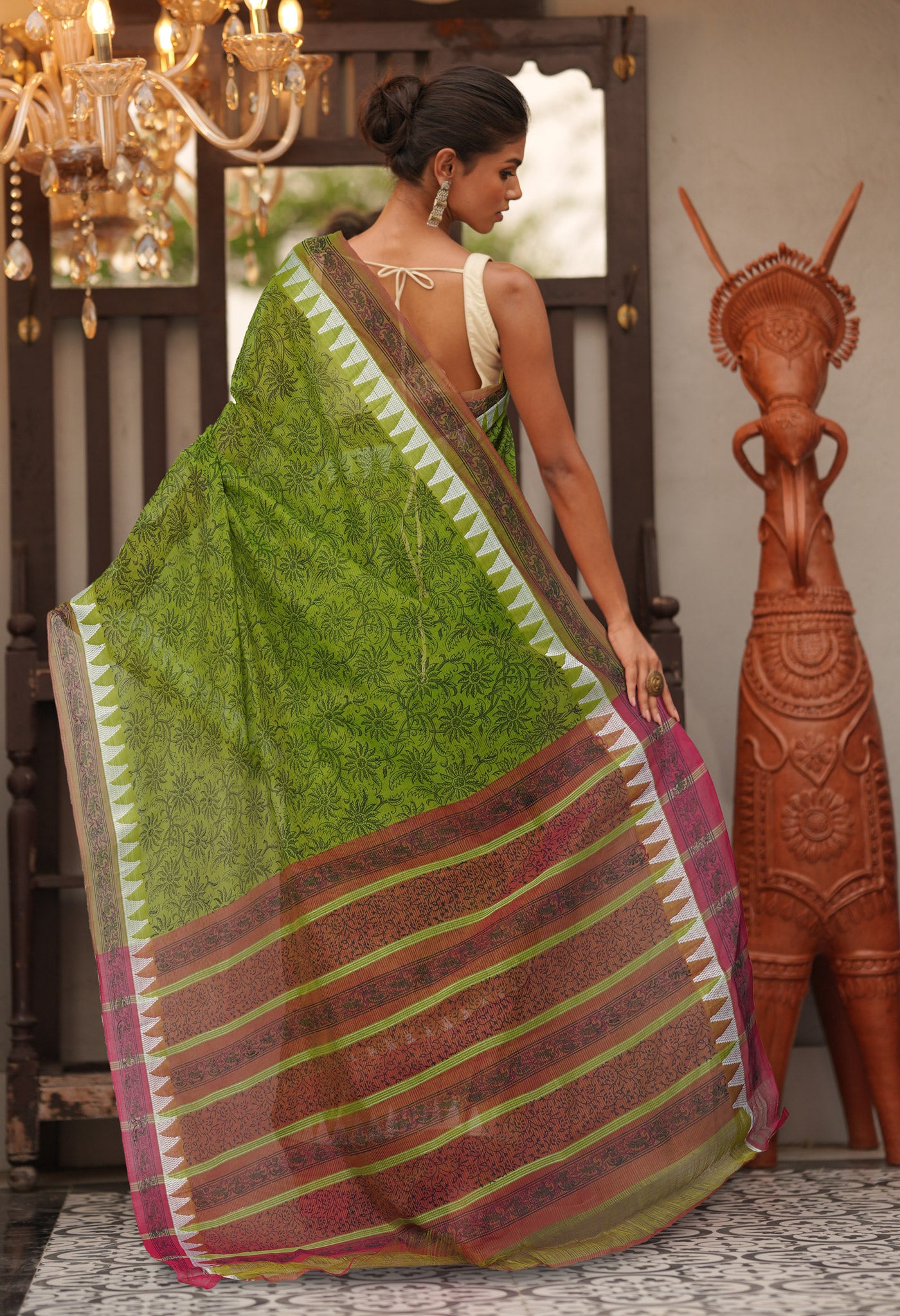 Green Pure Hand Block Printed Mangalgiri Cotton Saree-UNM81295