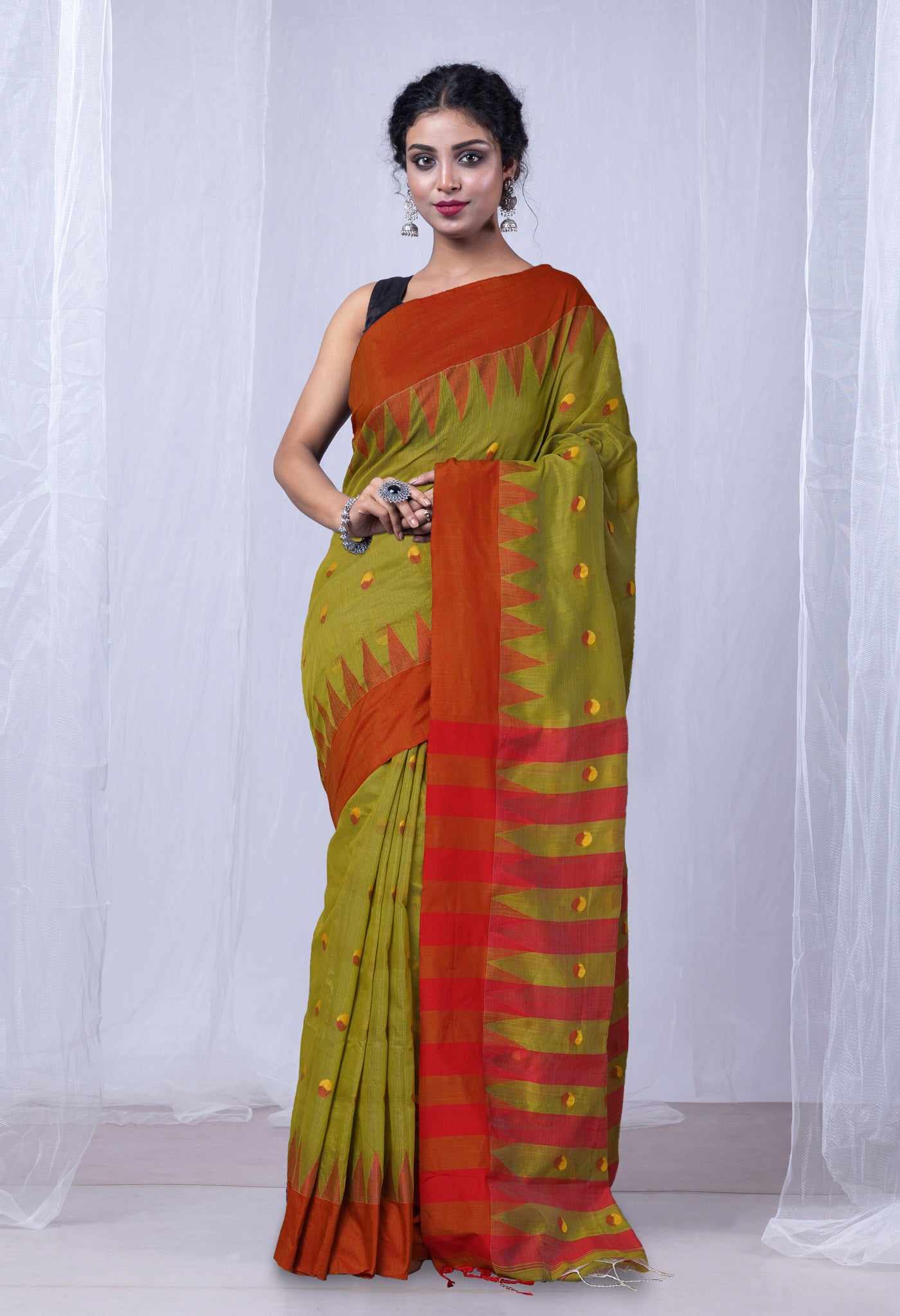 Green Pure Handloom Bengal Cotton Linen Saree-UNM81583