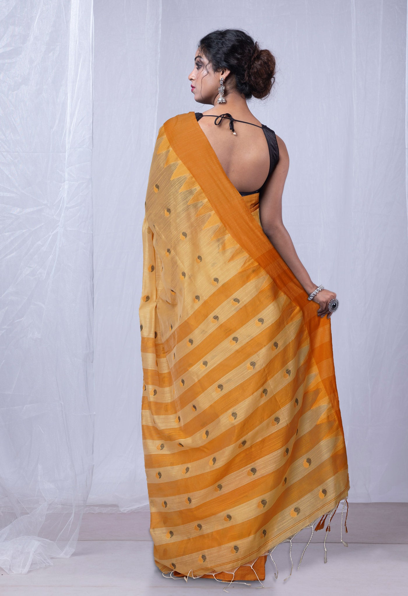 Brown Pure Handloom Bengal Cotton Linen Saree-UNM81589