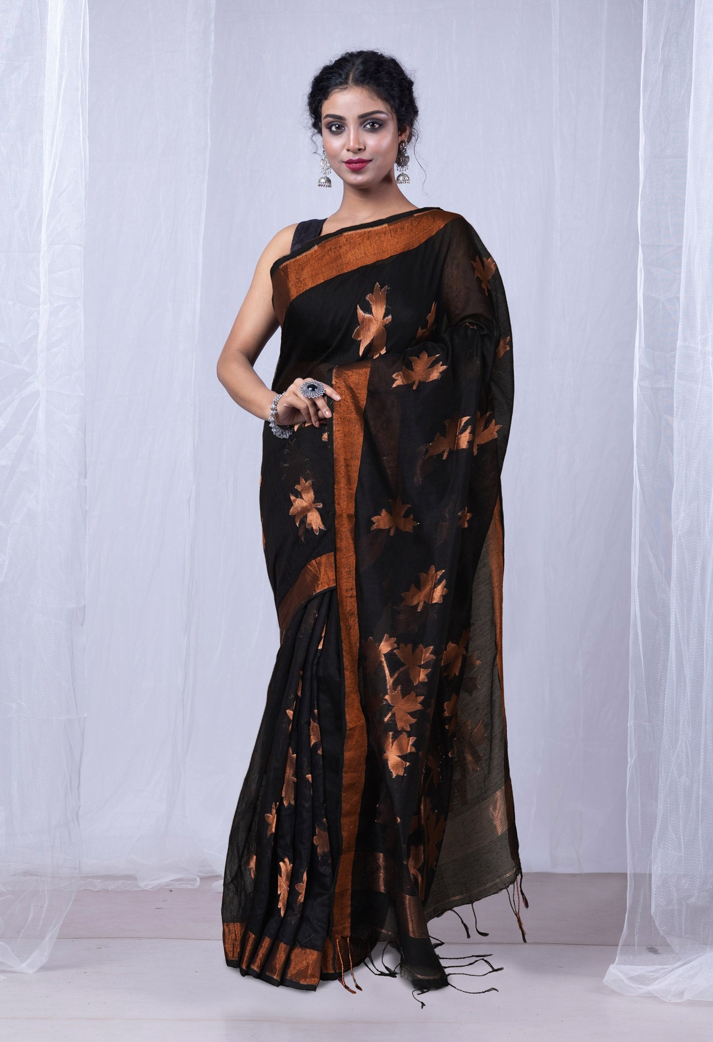 Black Pure Handloom Bengal Sico Saree-UNM81593