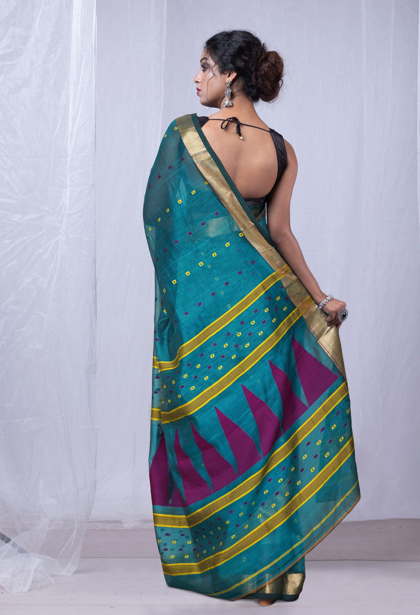 Peacock Blue Pure Handloom Maheshwari Sico Saree-UNM81604