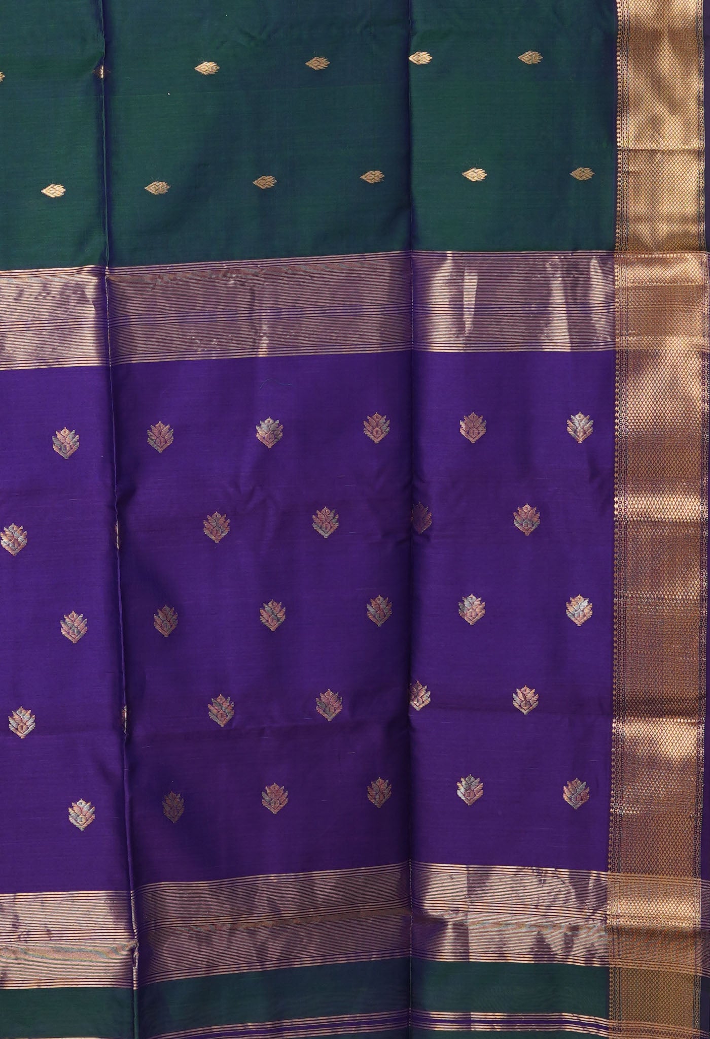 Dark Green-Dark Blue Pure Handloom Maheshwari Sico Saree-UNM80921