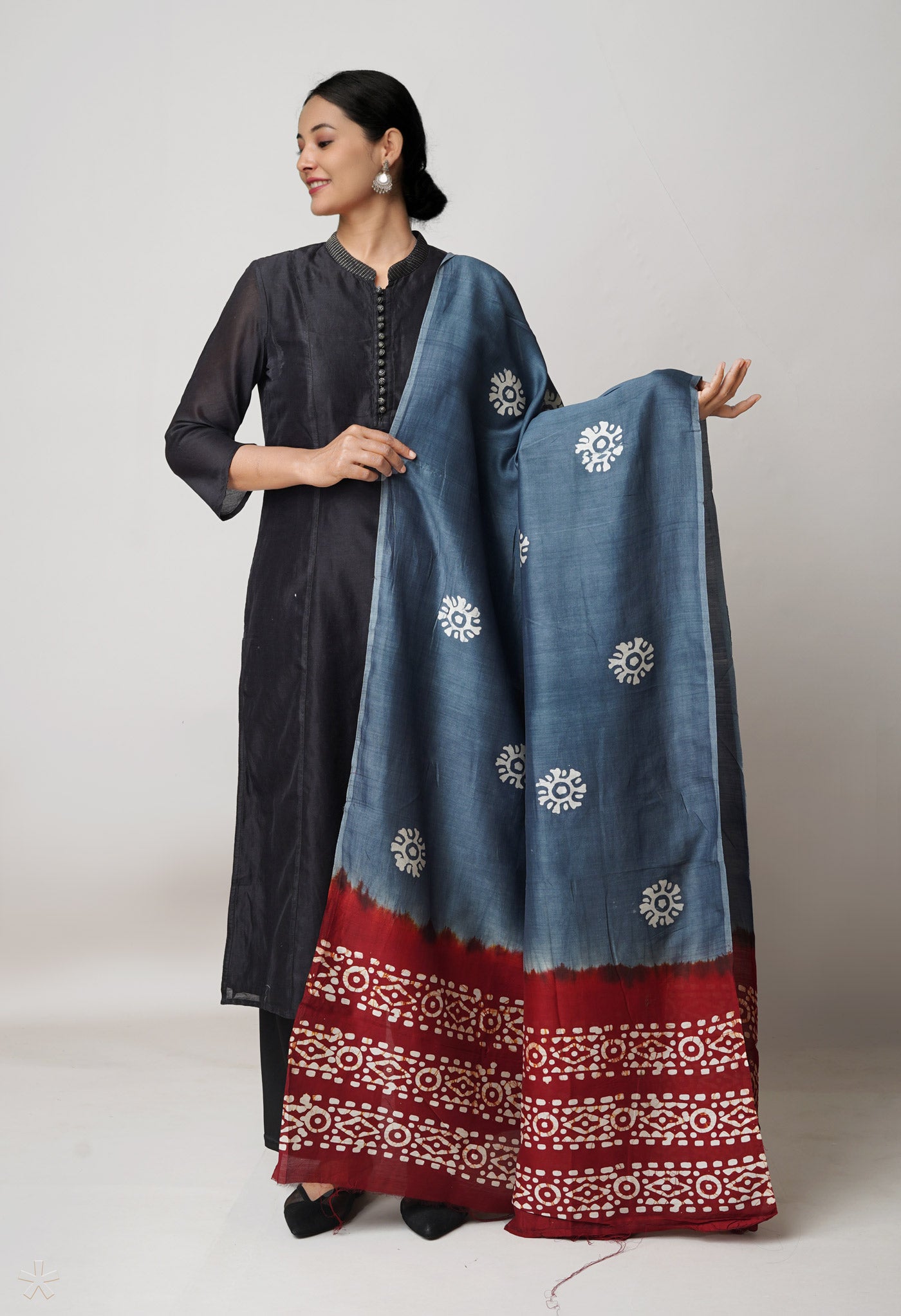 Grey Pure Chanderi Hand Batik Printed Sico Dupatta–UDS5396