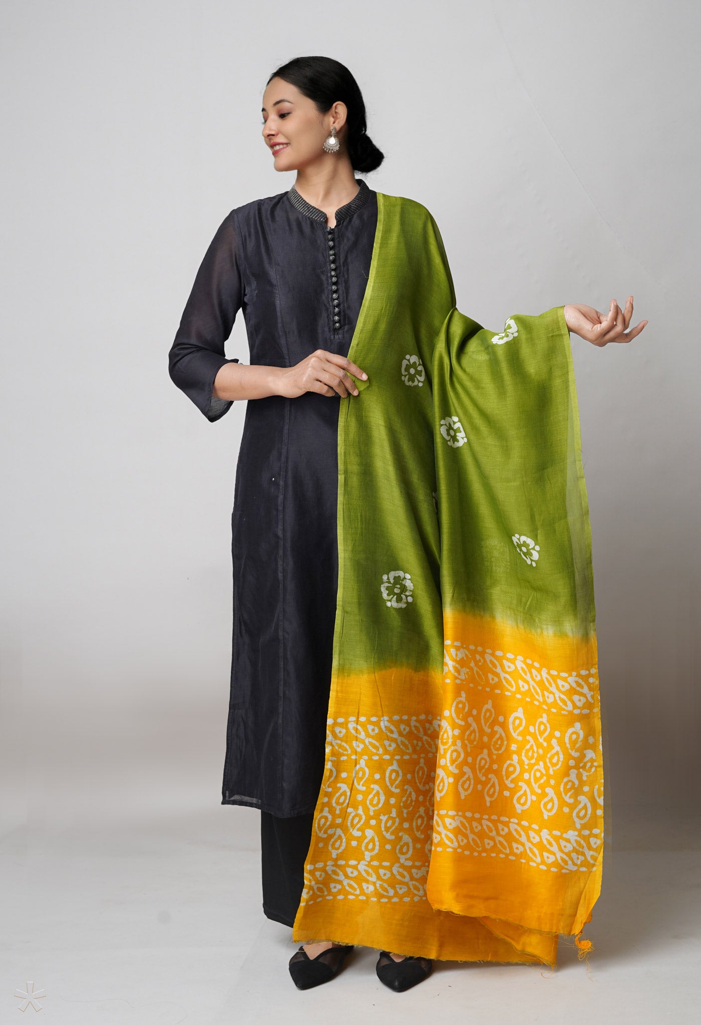 Green Pure Chanderi Hand Batik Printed Sico Dupatta–UDS5398