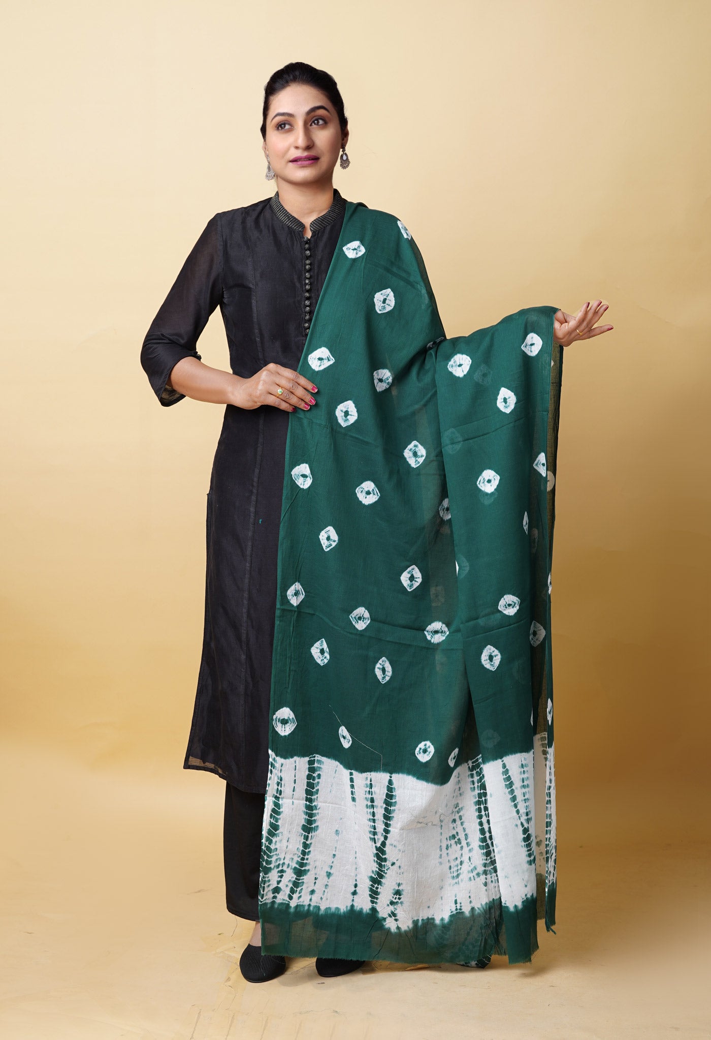 Green Pure Tie And Dye Shibori Bandhani Printed Soft Cotton Dupatta-UDS5841