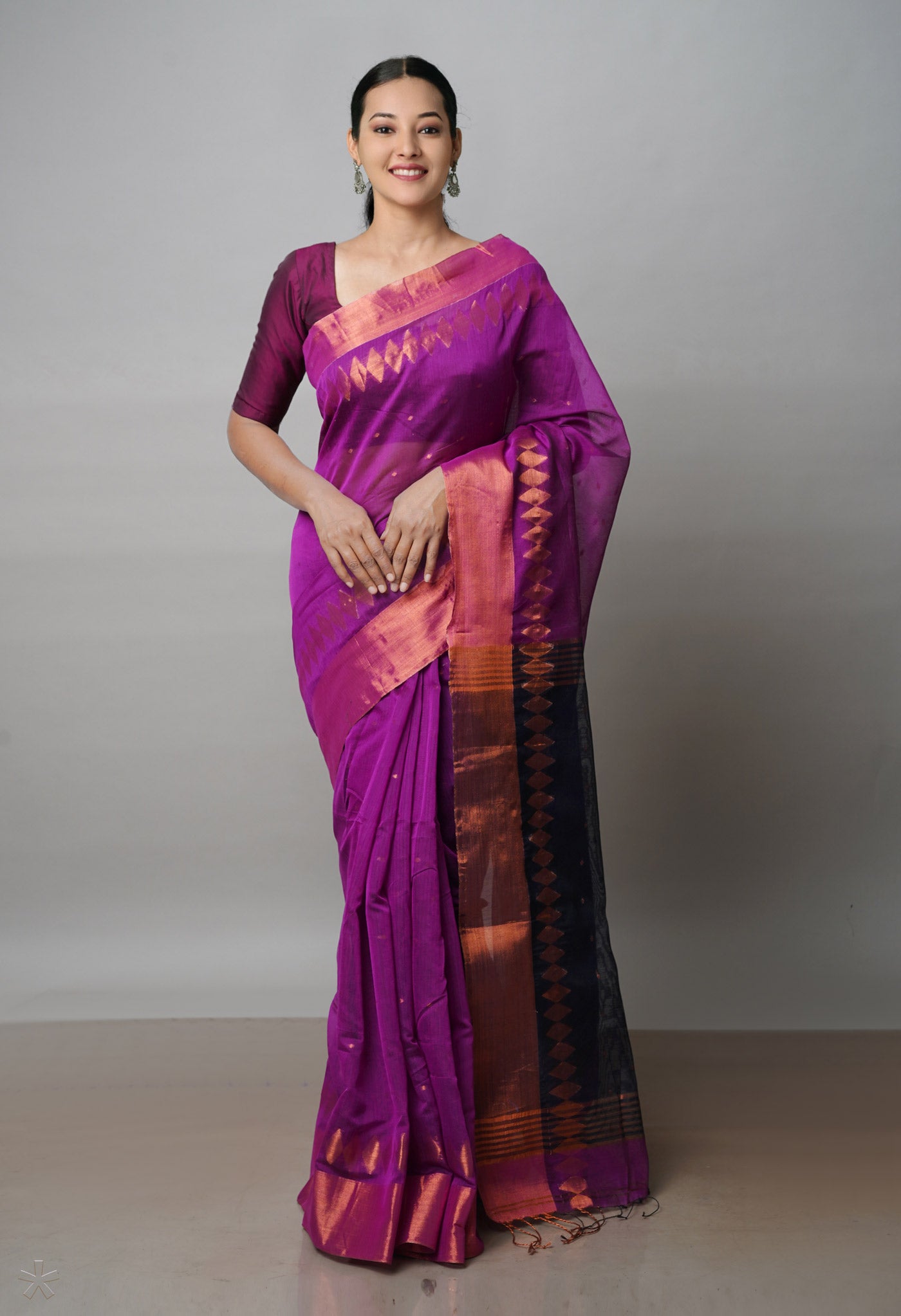 Purple Handloom Jamdhani Bengal Linen Saree-UNM68113