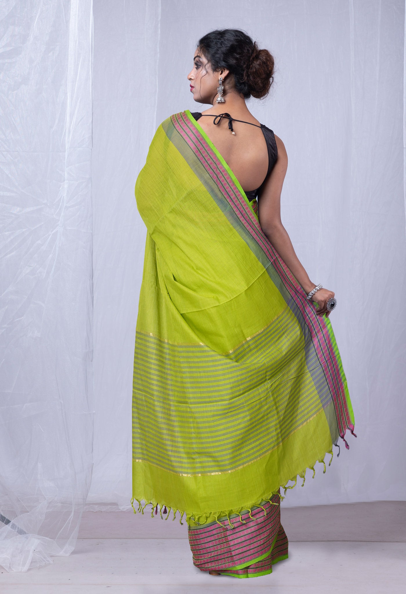 Green Pure Superfine Handloom Cotton Saree-UNM70763