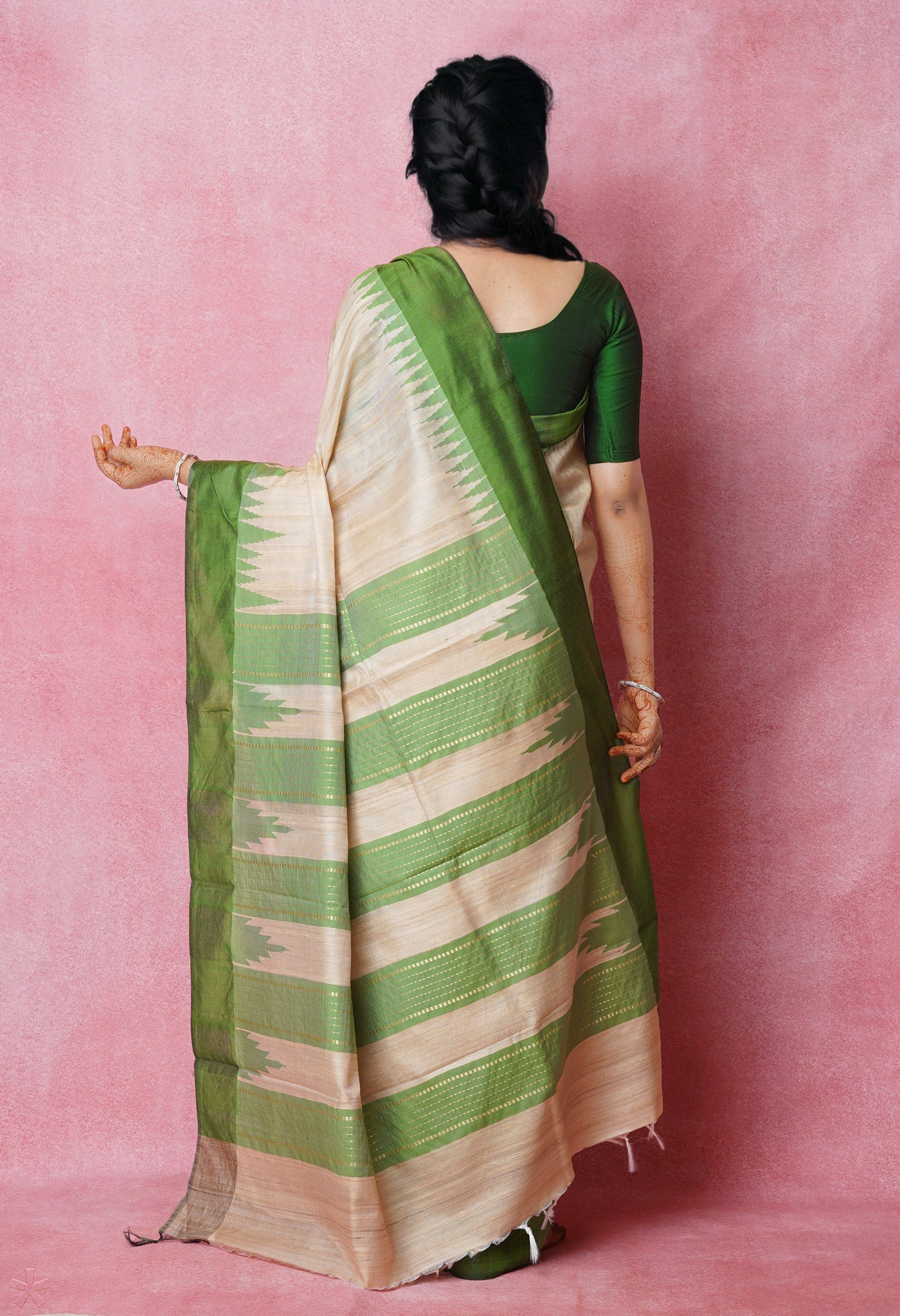 Cream-Forest Green Pure  Bengal Ghicha Tussar Jute Saree-UNM72496