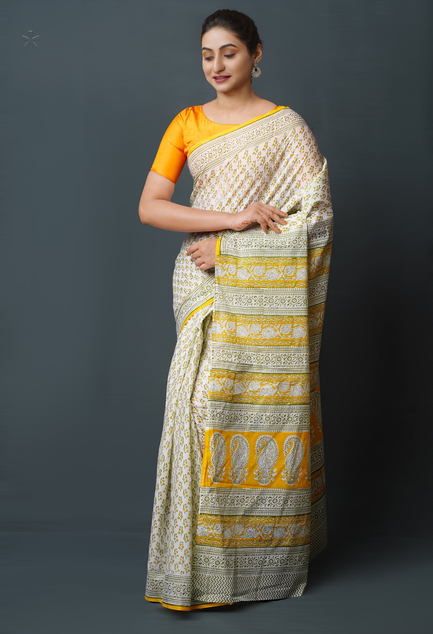 White Pure  Block Printed Superfine Mulmul  Cotton Saree-UNM72596