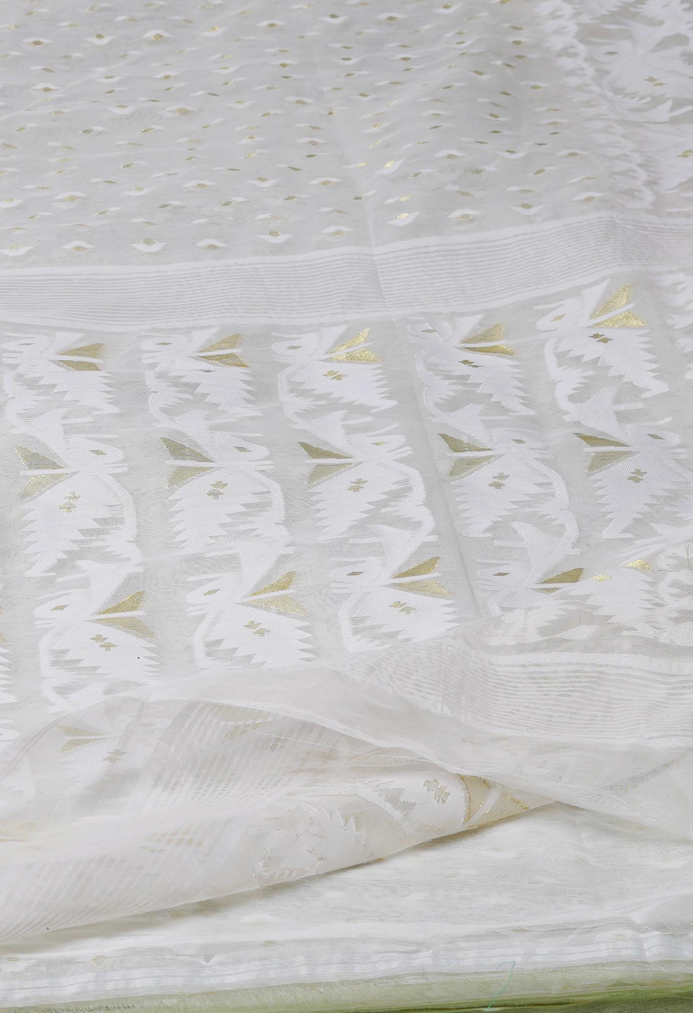 White Pure Handloom Dhaka Jamdhani Bengal  Cotton Silk Saree-UNM72697