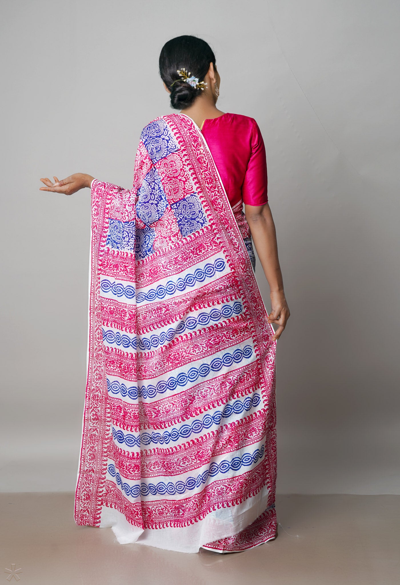 White Pure Block Printed Soft Cotton Saree With Kalamkari Blouse Piece