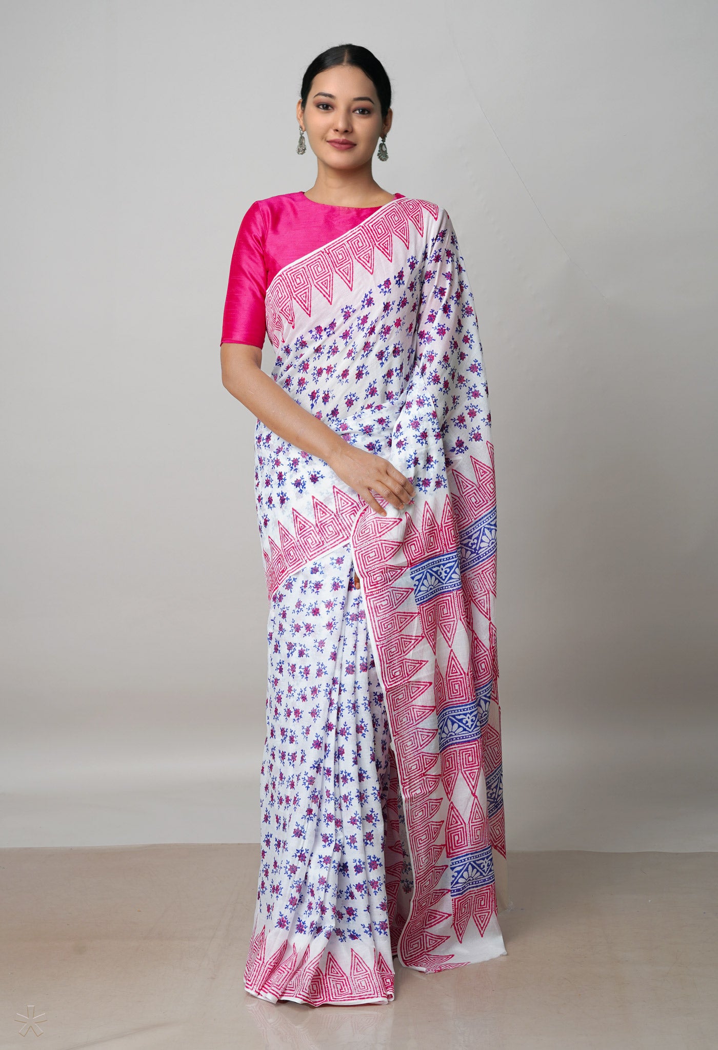 White Pure Block Printed  Superfine Mulmul Cotton Saree With Kalamkari Blouse Piece-UNM72919