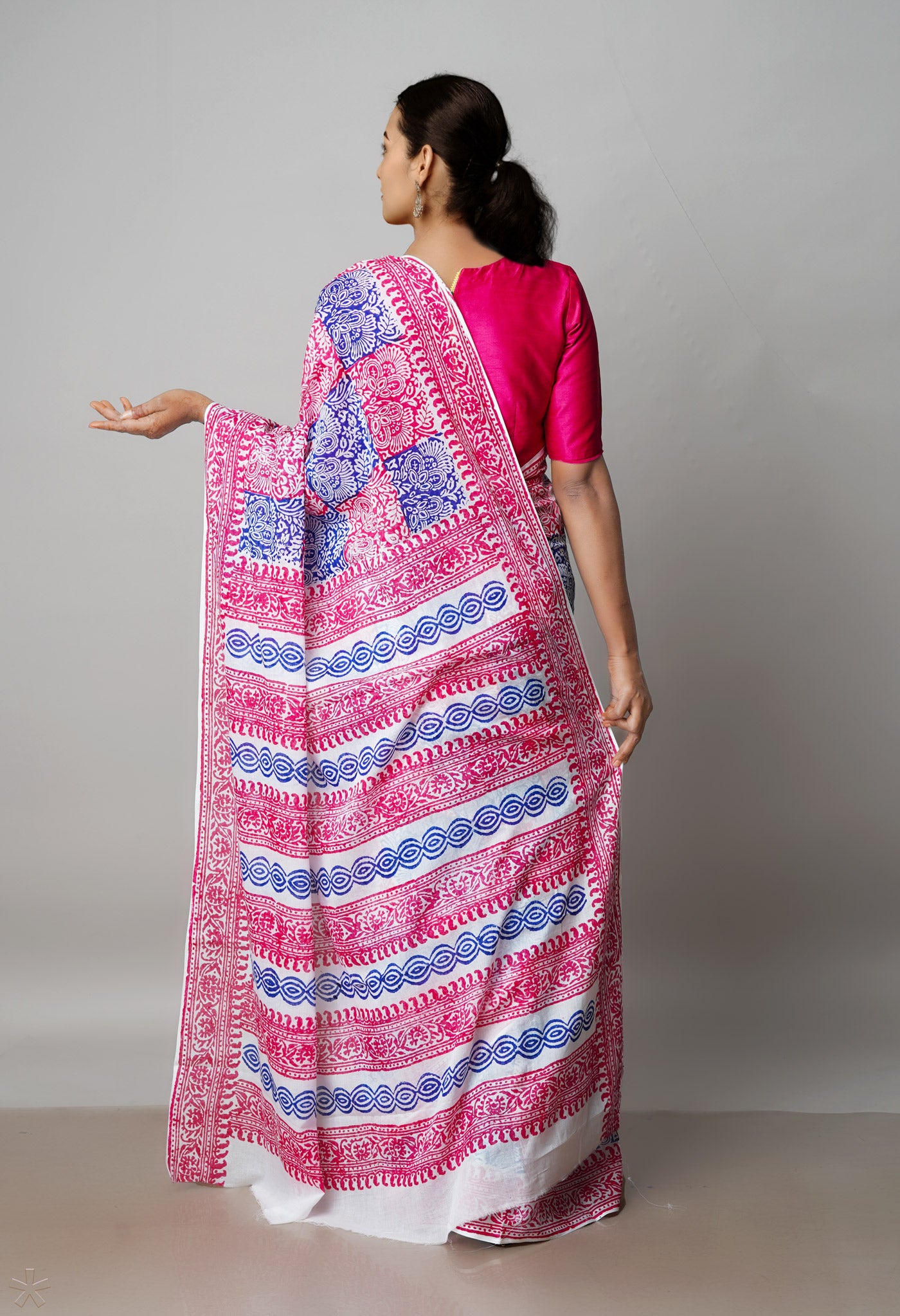 White Pure Block Printed Soft Cotton Saree With Kalamkari Blouse Piece