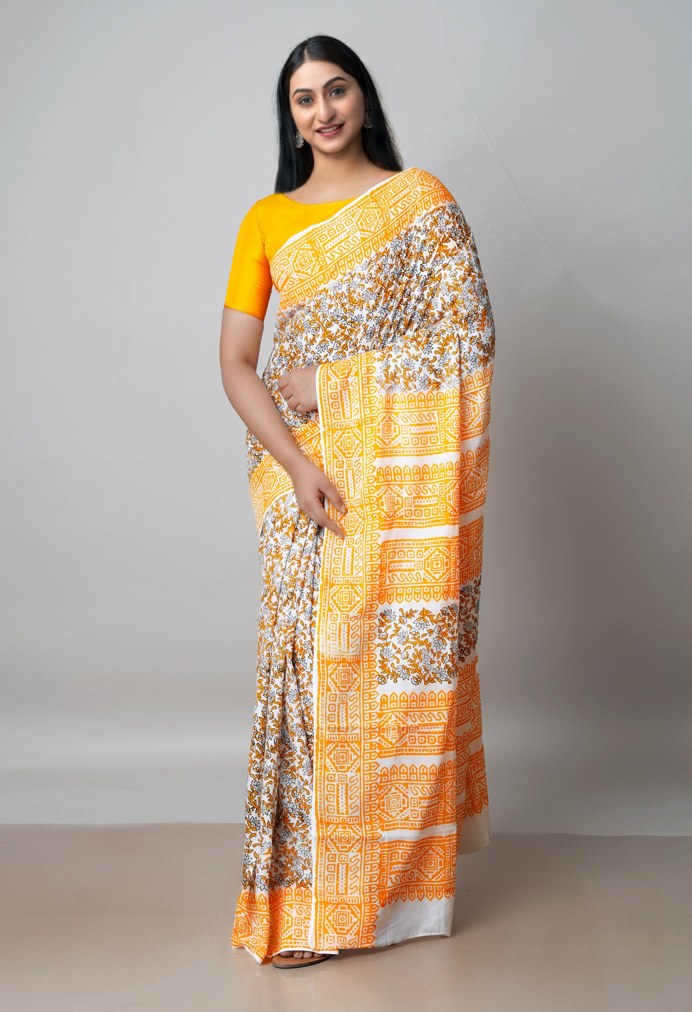 White Pure Block Printed  Superfine Mulmul Cotton Saree With Kalamkari Blouse Piece-UNM72927