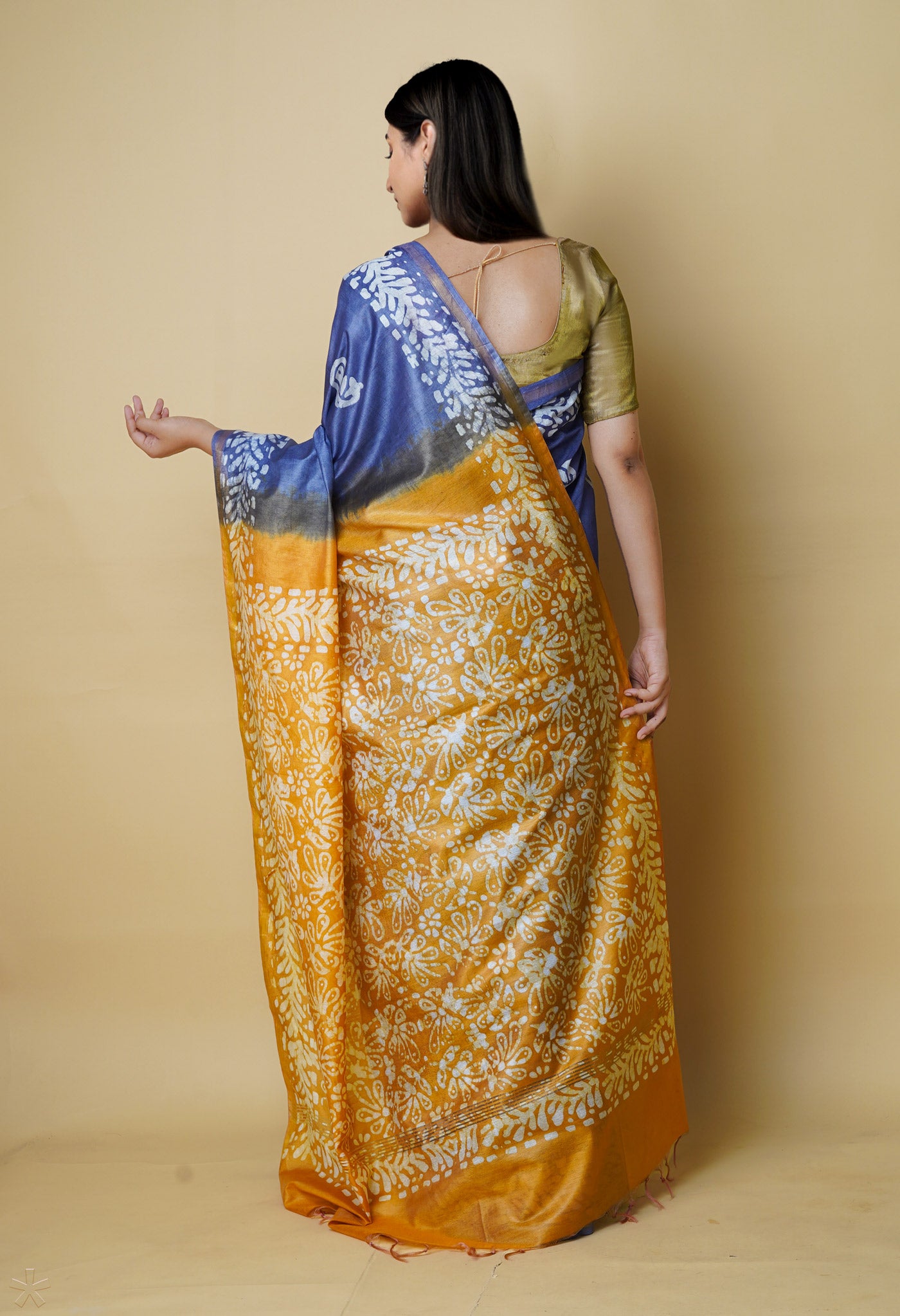 Grey-Brown Batik Printed Chanderi Sico Saree