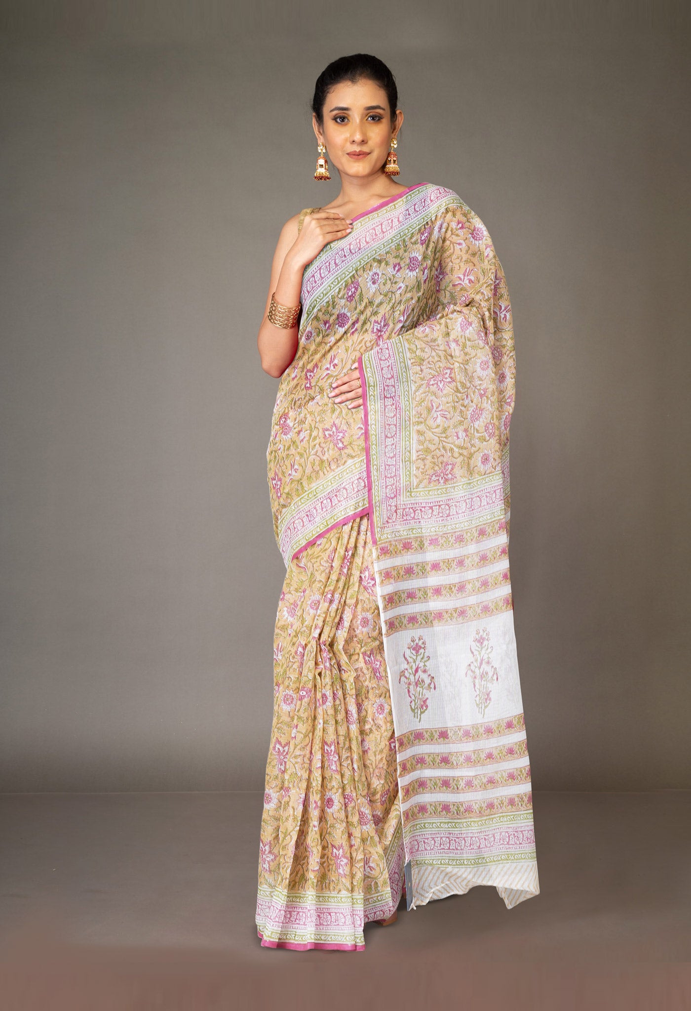 Cream Pure Block Printed Kota Cotton Saree With Cotton Blouse Piece-UNM73279