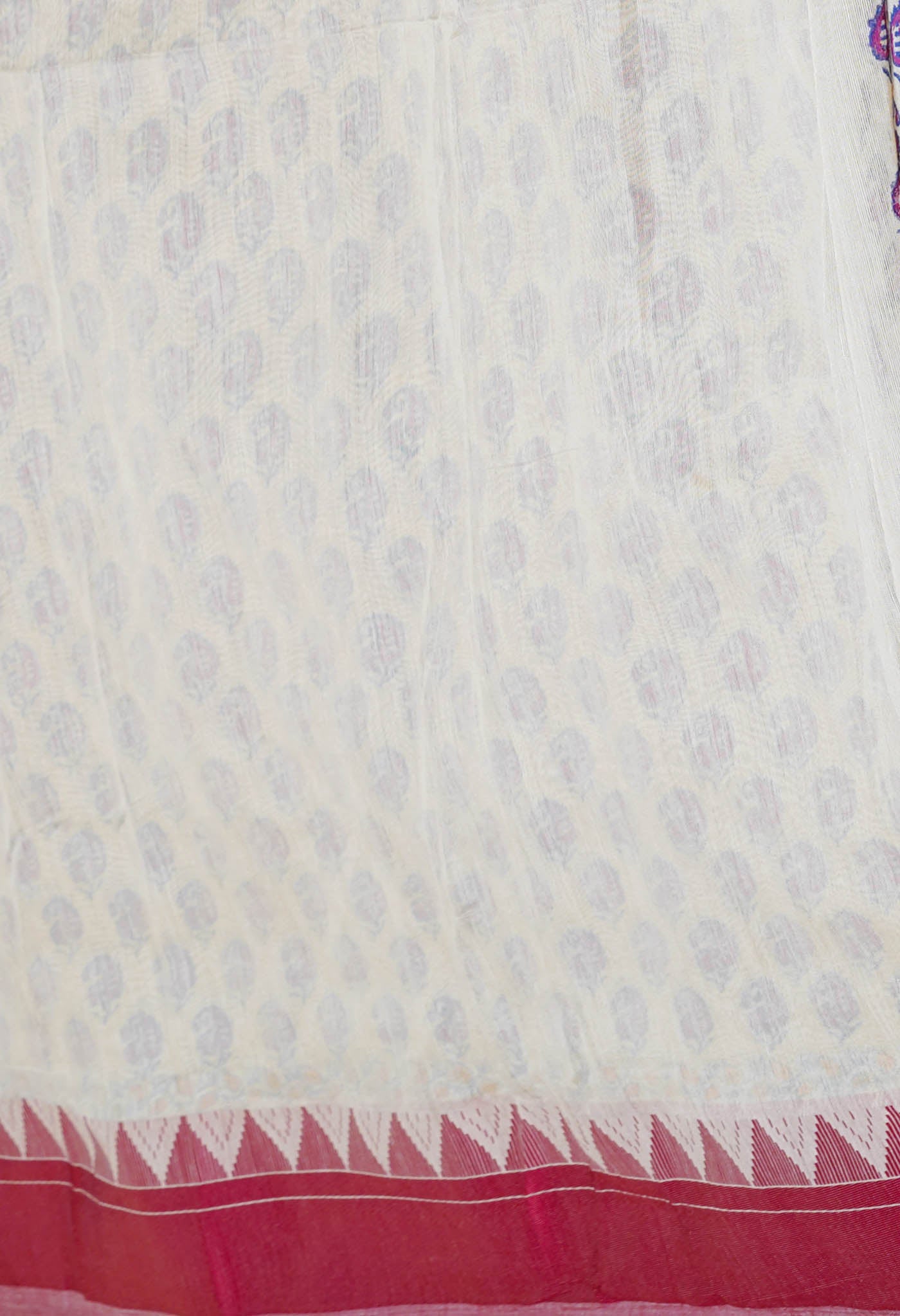 Cream Pure  Dyed Printed Chanderi Sico Saree-UNM73331