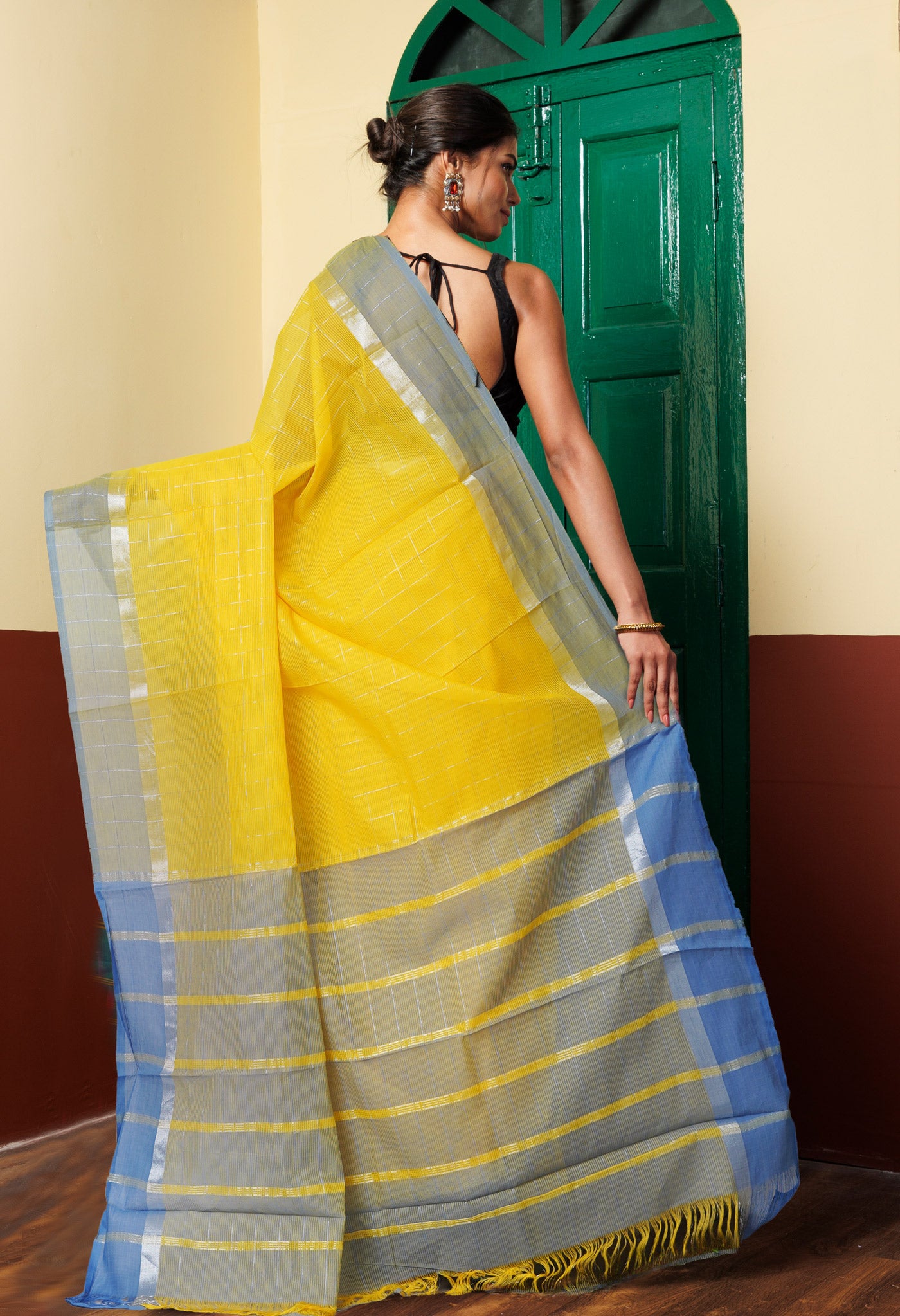 Yellow Pure Mangalgiri with Silver Zari Weaving Checks Cotton Saree-UNM73535