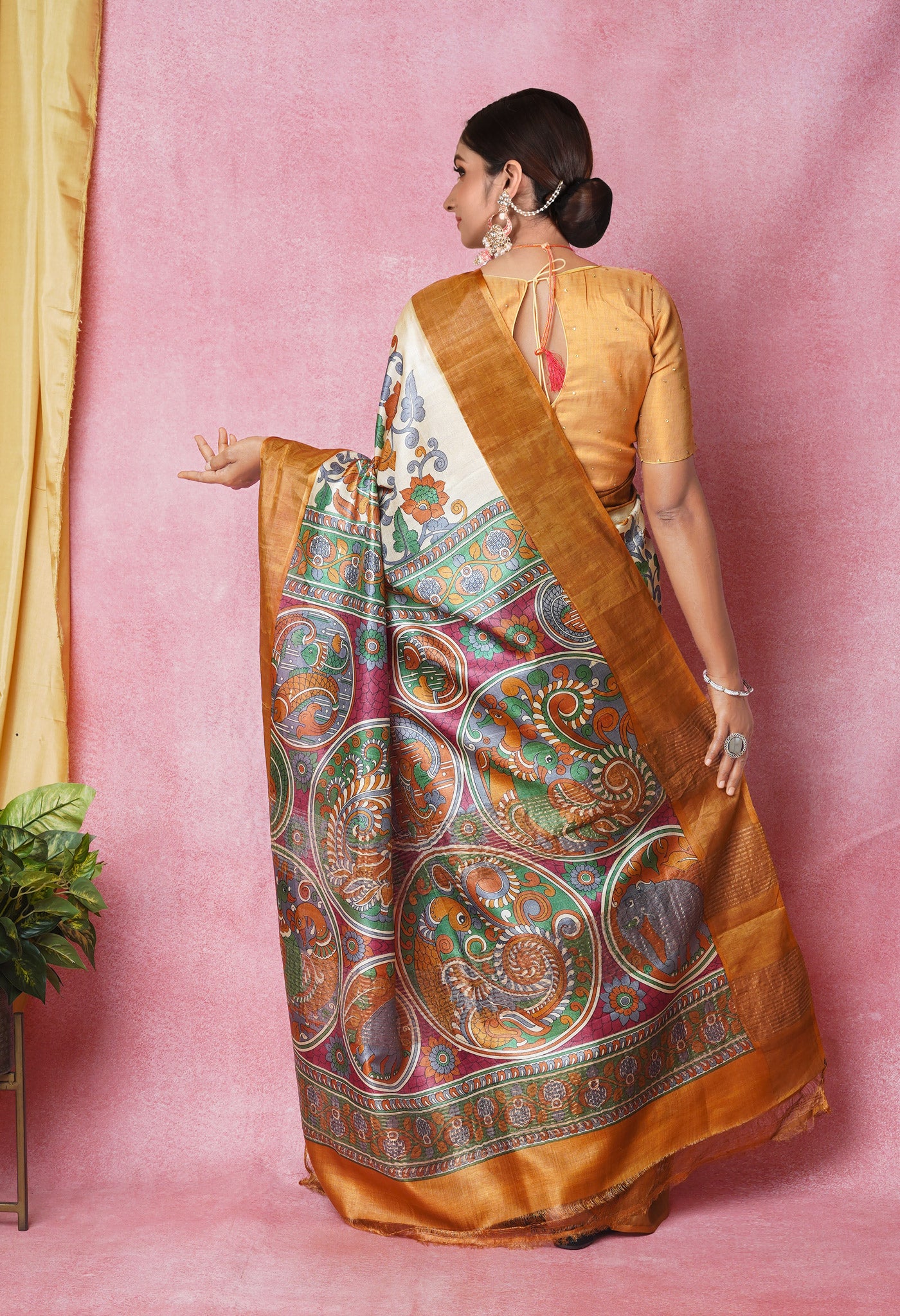 Cream Pure Handloom Designer Printed Bengal Tussar Silk Saree-UNM74066