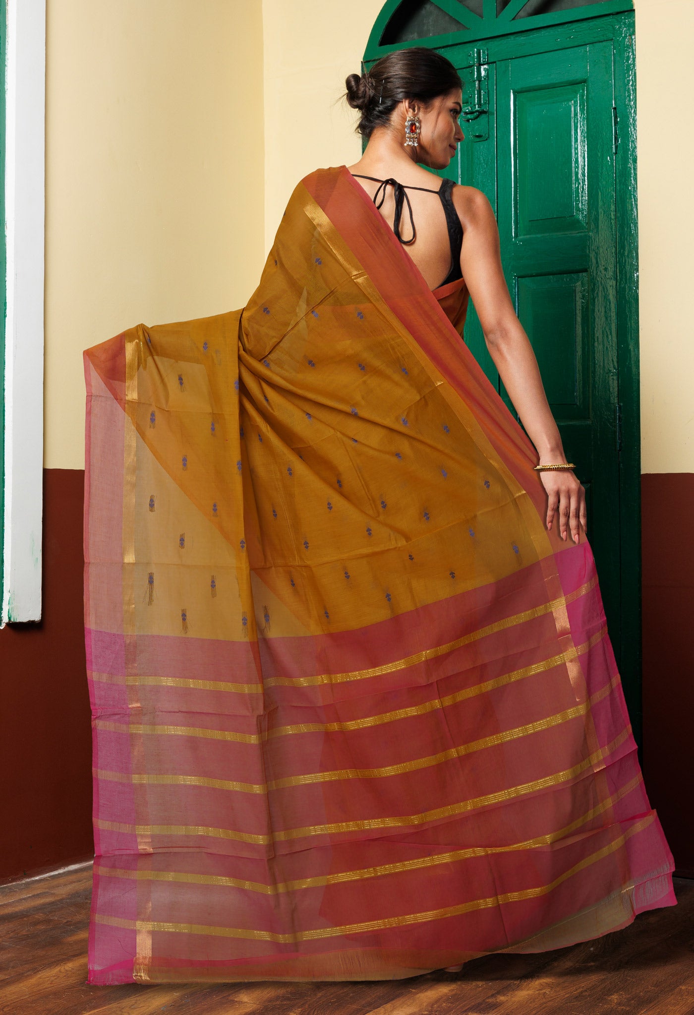 Brown Pure Mangalgiri Cotton Saree-UNM74172