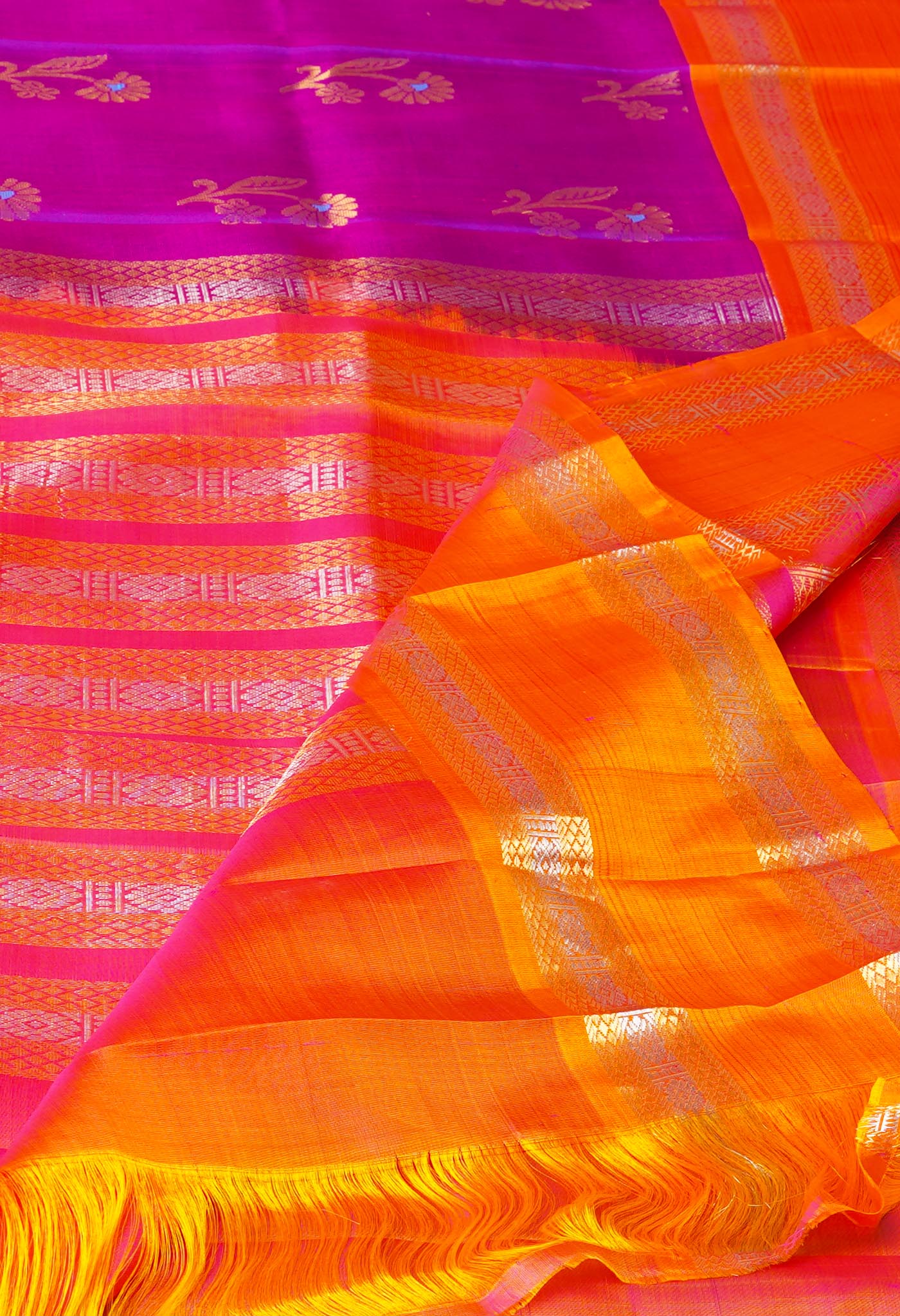 Violet -Orange Pure Handloom Kanjivaram Silk Saree-UNM74247