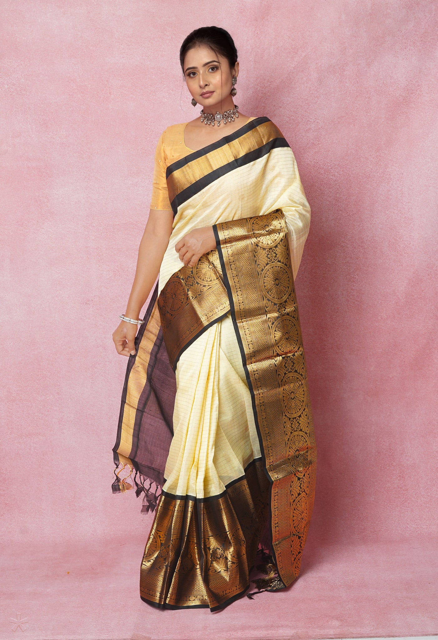 Cream-Black Pure Handloom Assam With Checks Zari Weaving Silk Saree-UNM74529