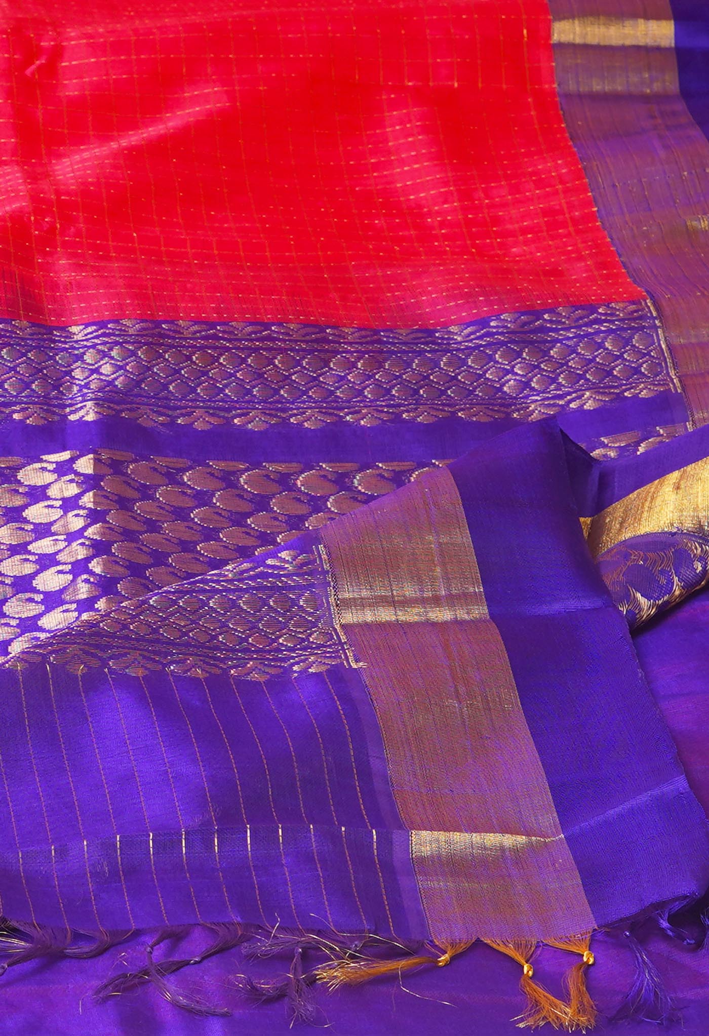 Peach Red-Dark Blue Pure Handloom Assam With Checks Zari Weaving Silk Saree