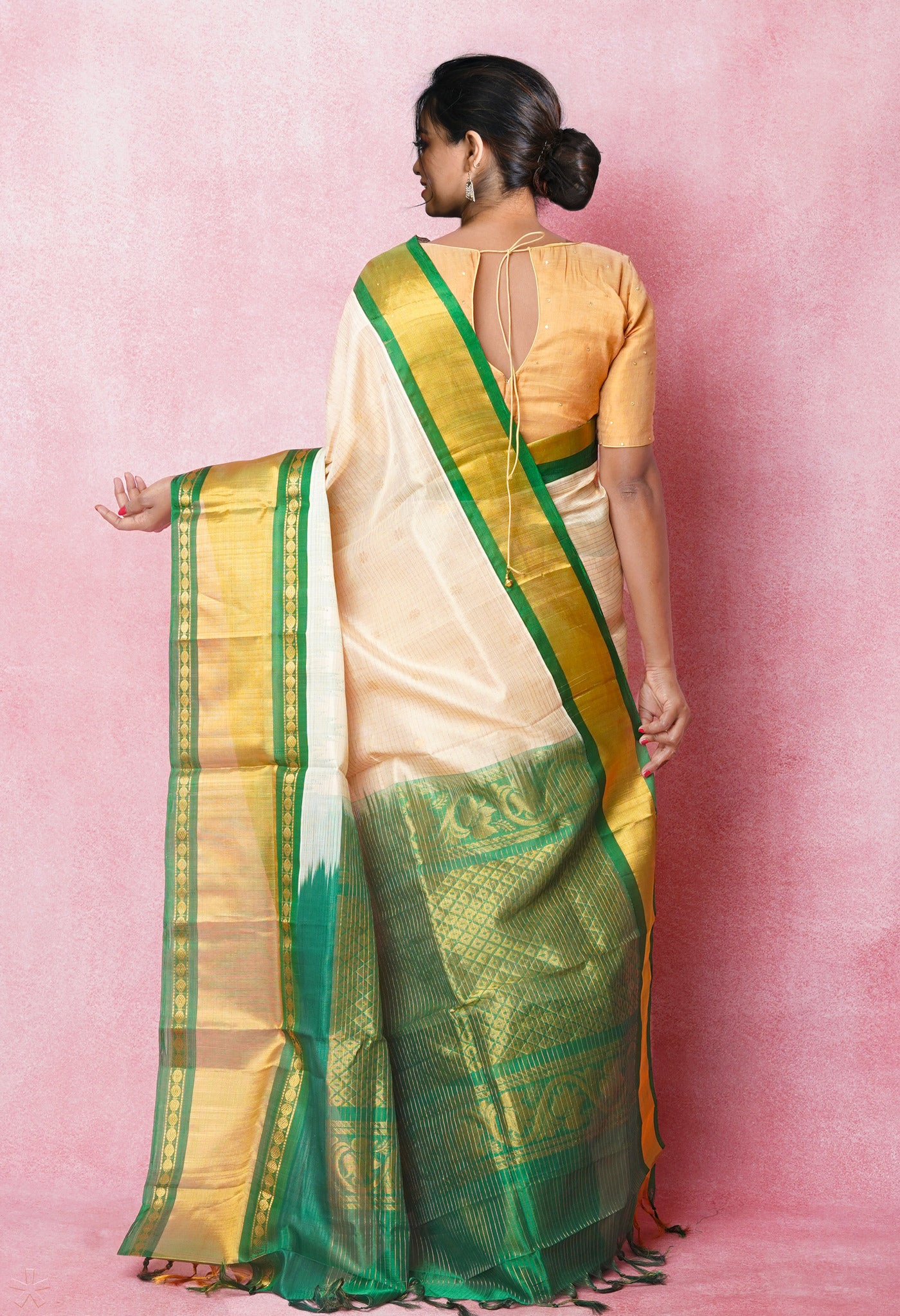 Cream-Green Pure Handloom Assam With Checks Zari Weaving Silk Saree-UNM74938