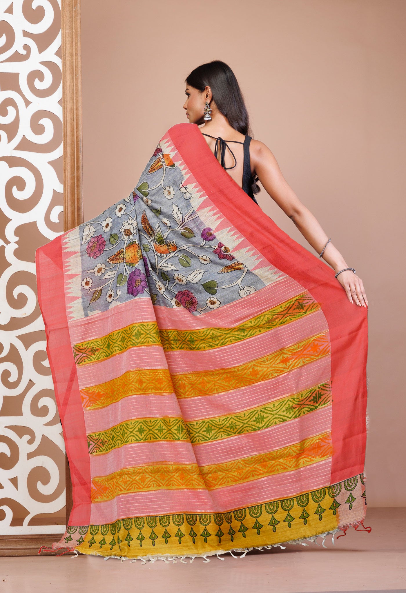 Grey Handpainted Kalamkari On Pure Handloom Tussar Silk Saree-UNM76117