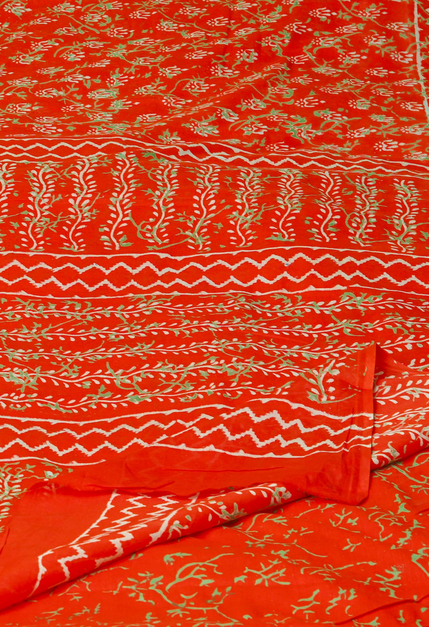 Red Pure Napthol Hand Block Pinted Superfine Mulmul Cotton Saree-UNM76883