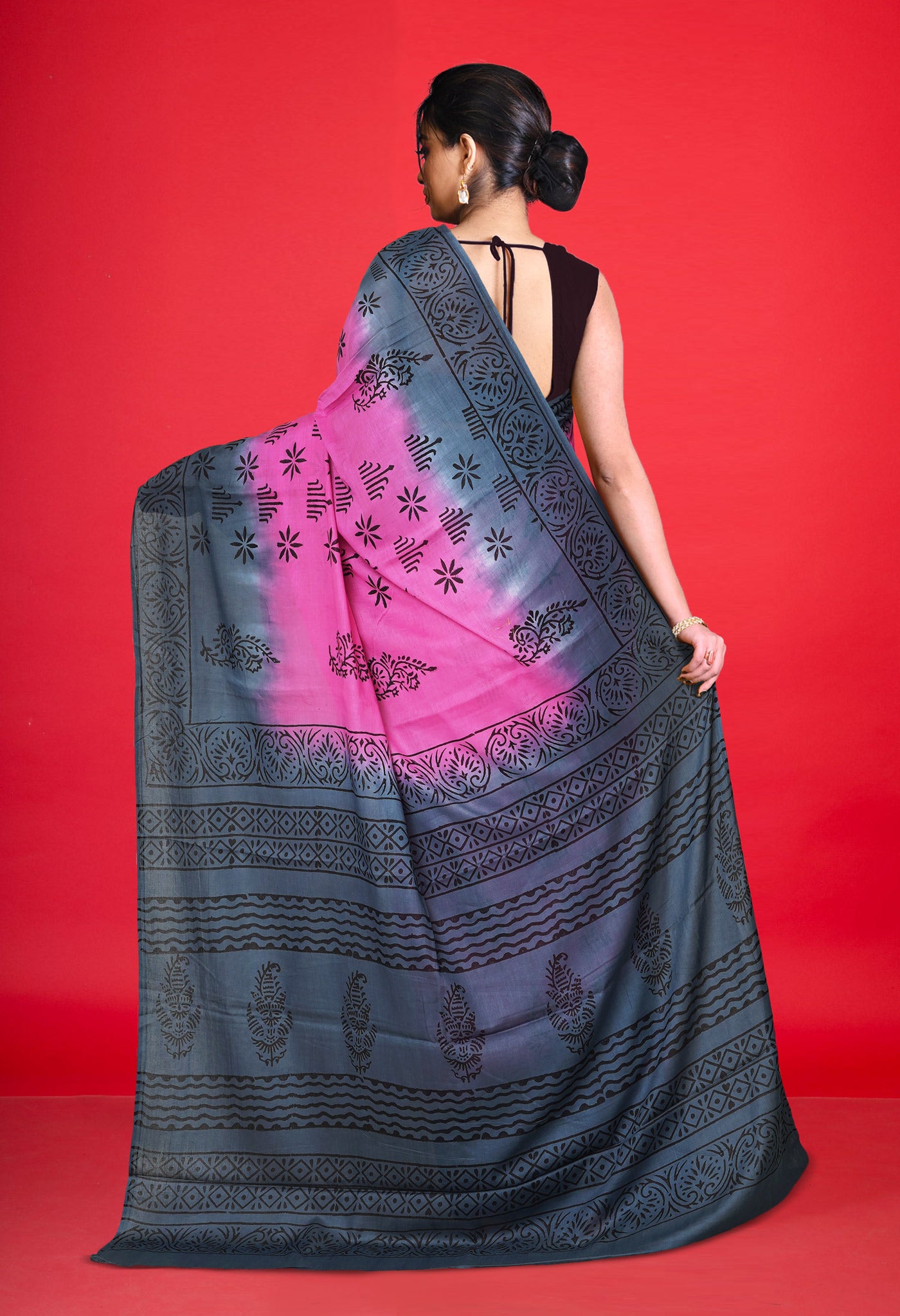 Pink Pure Dyed Hand Block Printed Soft Cotton Saree-UNM77525