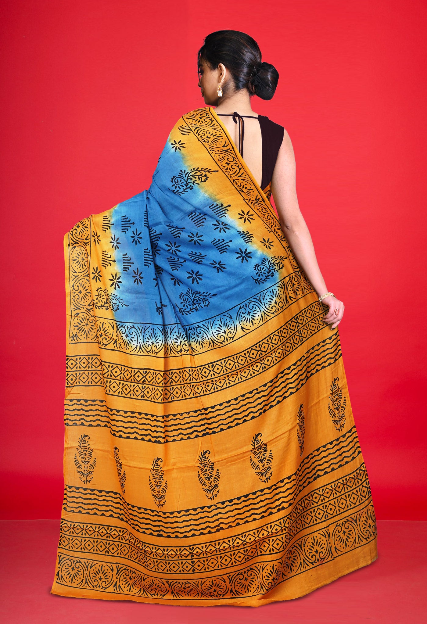 Blue Pure Dyed Hand Block Printed Soft Cotton Saree-UNM77539