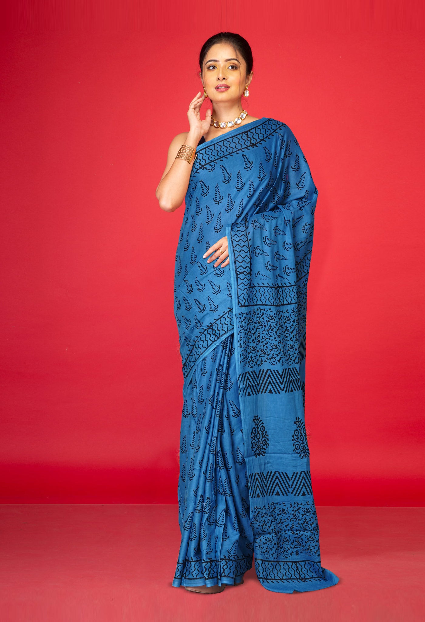 Blue Pure Dyed Hand Block Printed Soft Cotton Saree-UNM77572