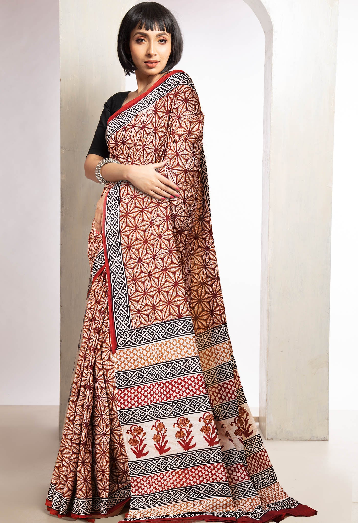 Red Pure  Bagru Printed Soft Cotton Saree-UNM78076