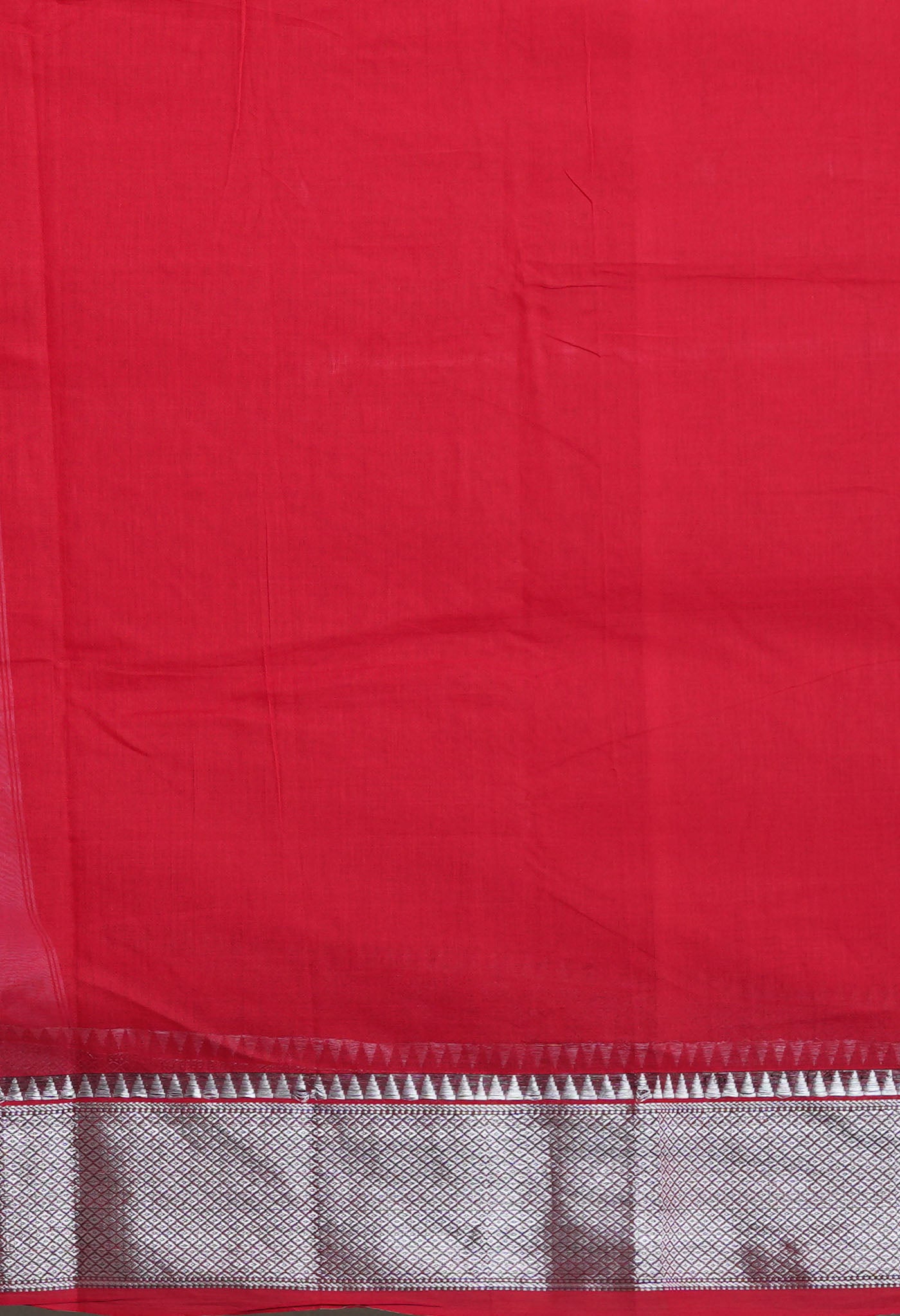 Red Pure Handloom Narayani Cotton Saree-UNM78396