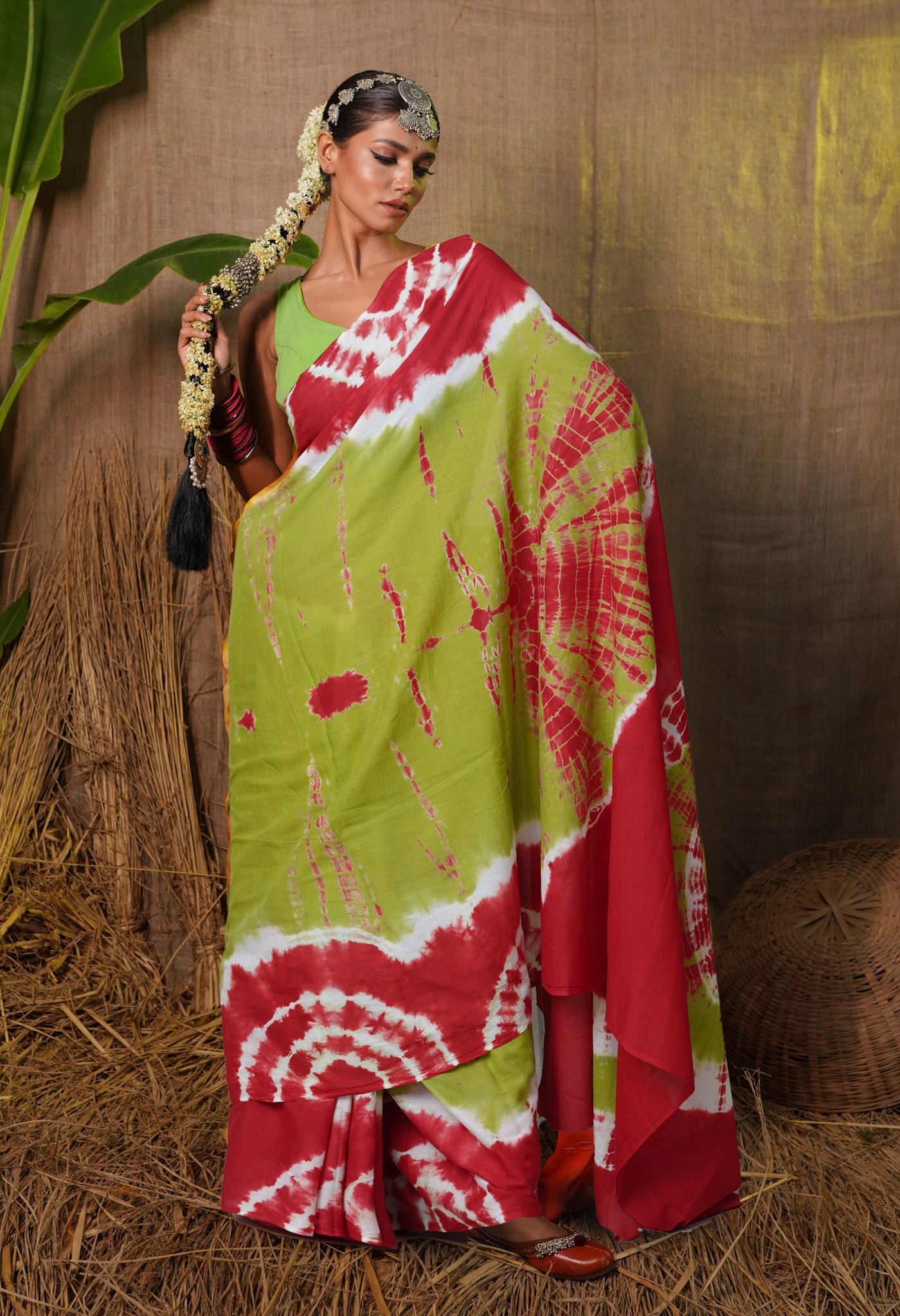 Green-Red Pure  Tie And Dye Shibori Printed Soft Cotton Saree-UNM78522