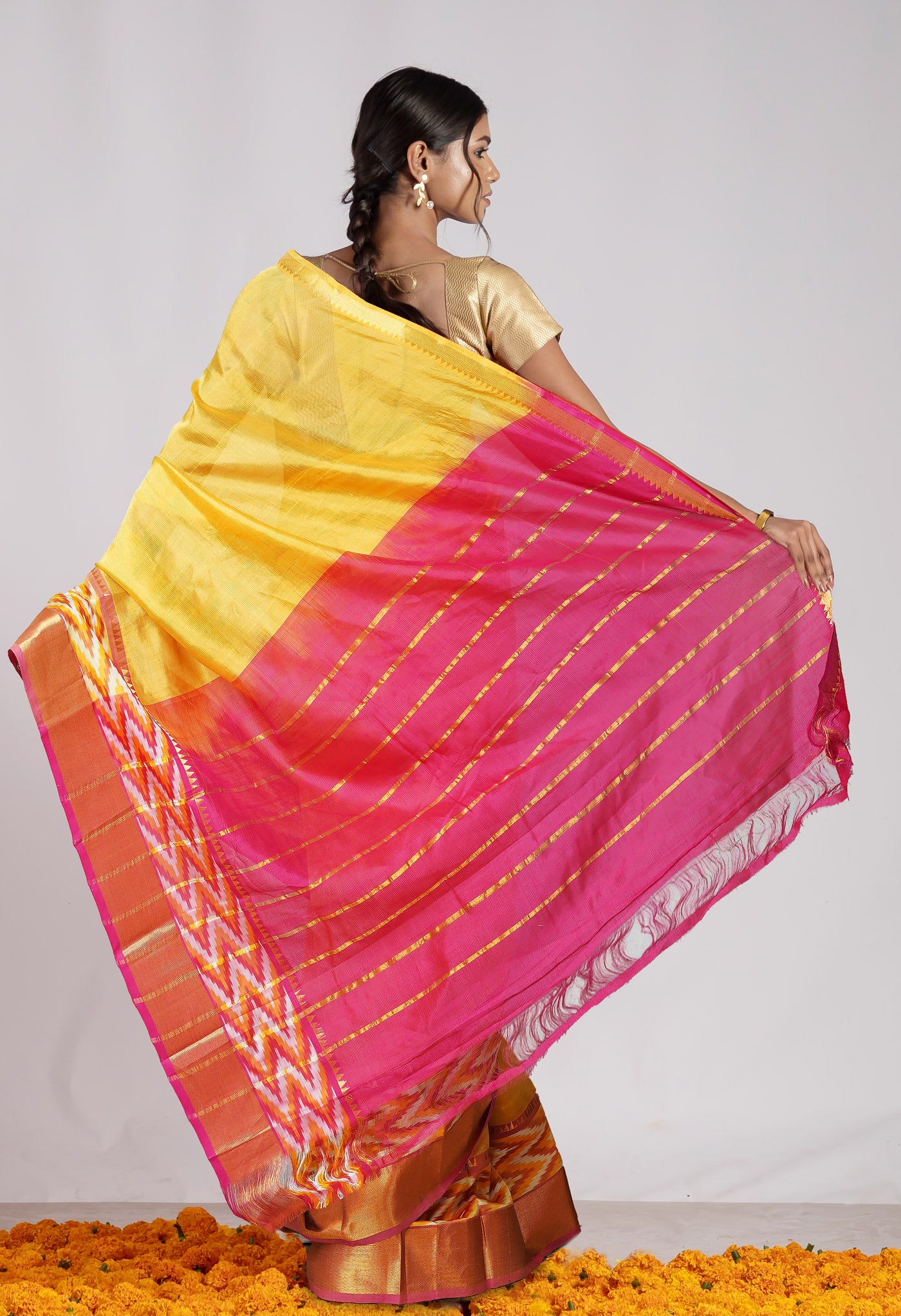 Golden Brown Pure Handloom Mangalgiri Soft Silk Saree